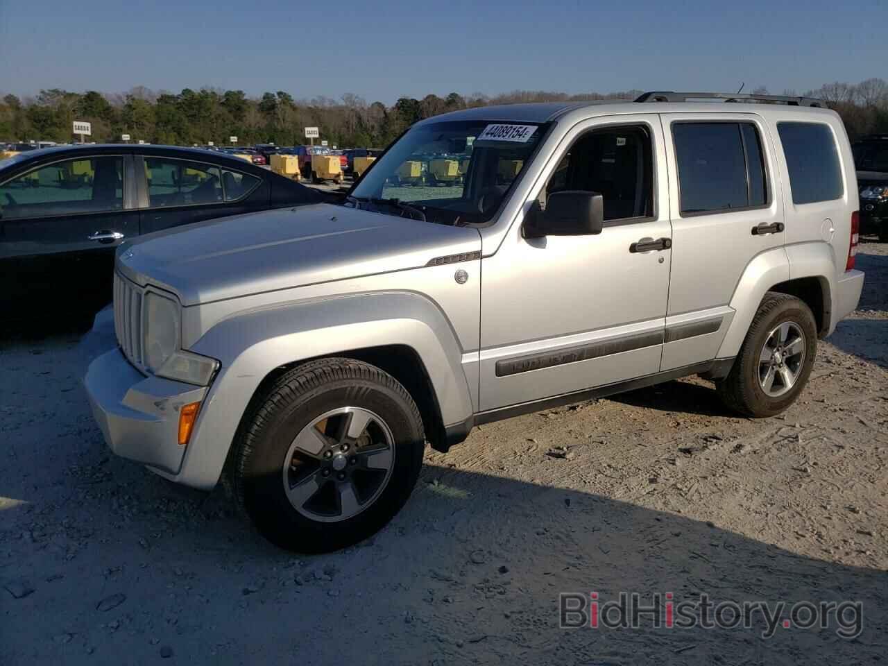 Photo 1J8GN28K08W186075 - JEEP LIBERTY 2008