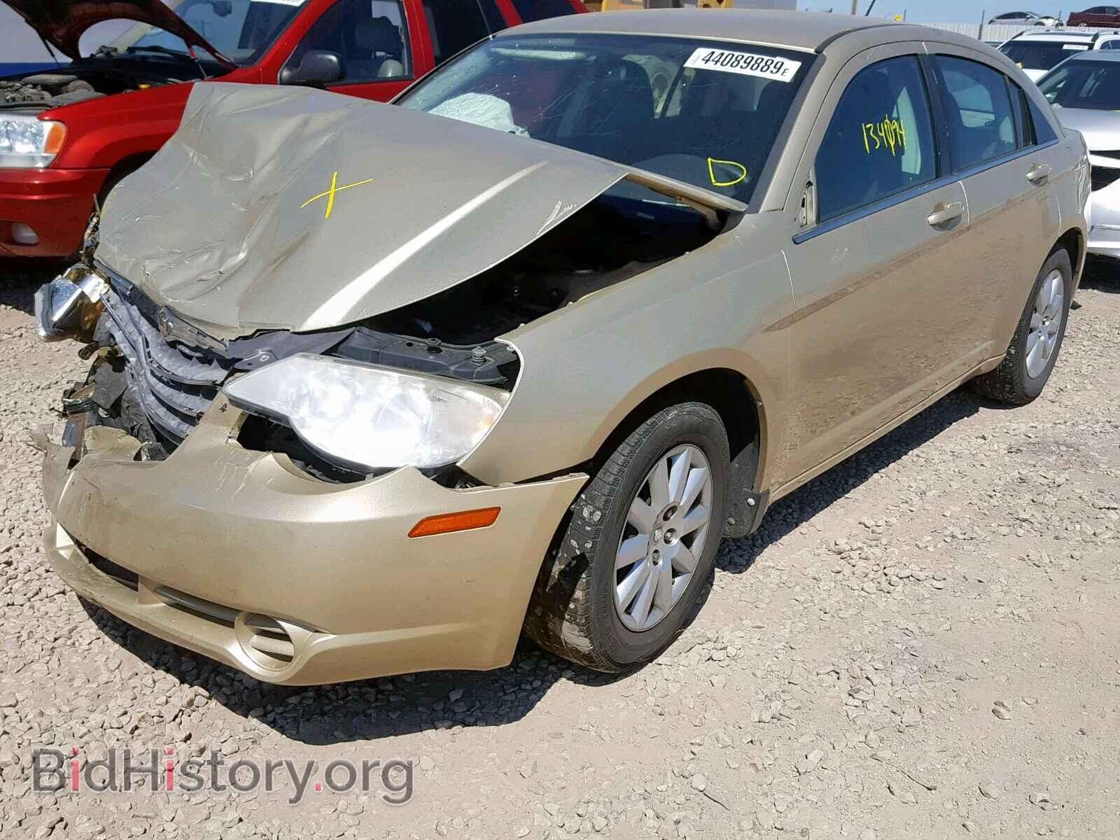 2010 CHRYSLER SEBRING - VIN: 1C3CC4FB6AN152829 - Фото 2