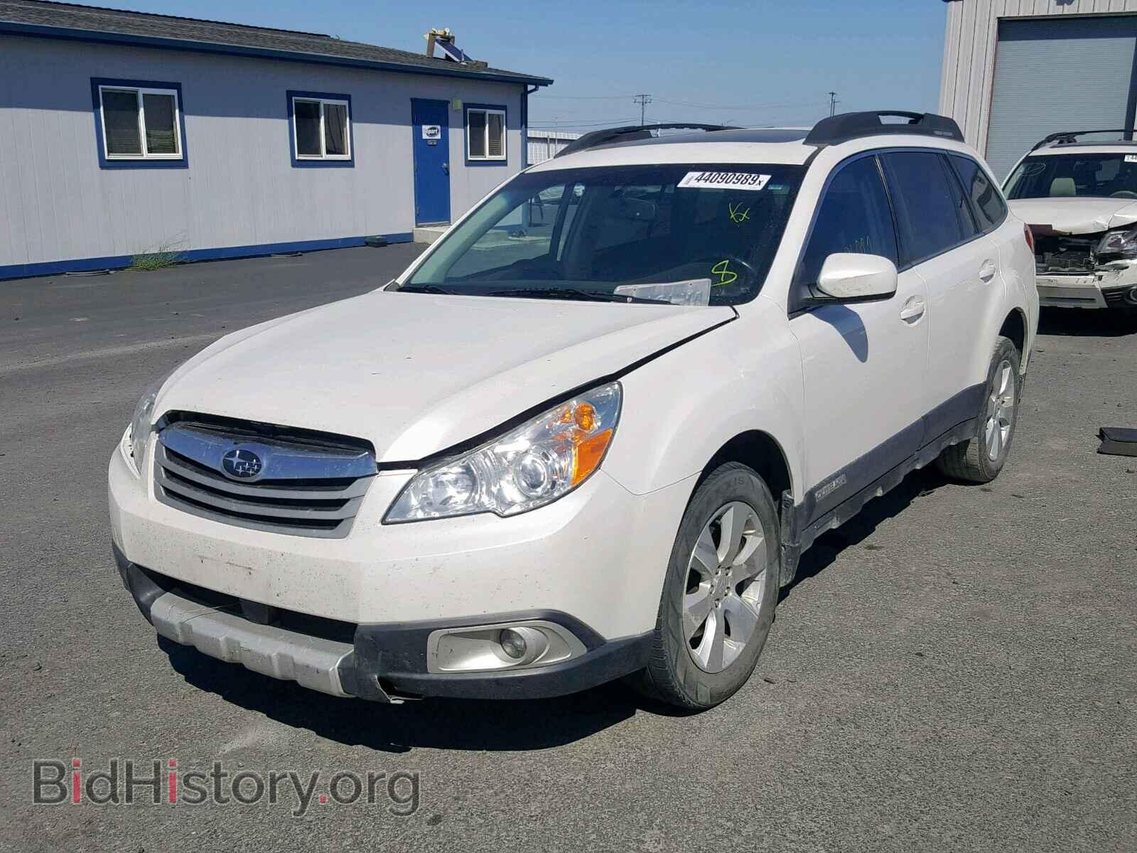 2011 SUBARU OUTBACK 3. - VIN: 4S4BRDLC4B2403543 - Photo 2