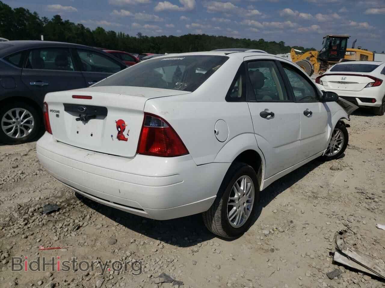 2007 FORD FOCUS - VIN: 1FAFP34N27W148953 - Фото 4