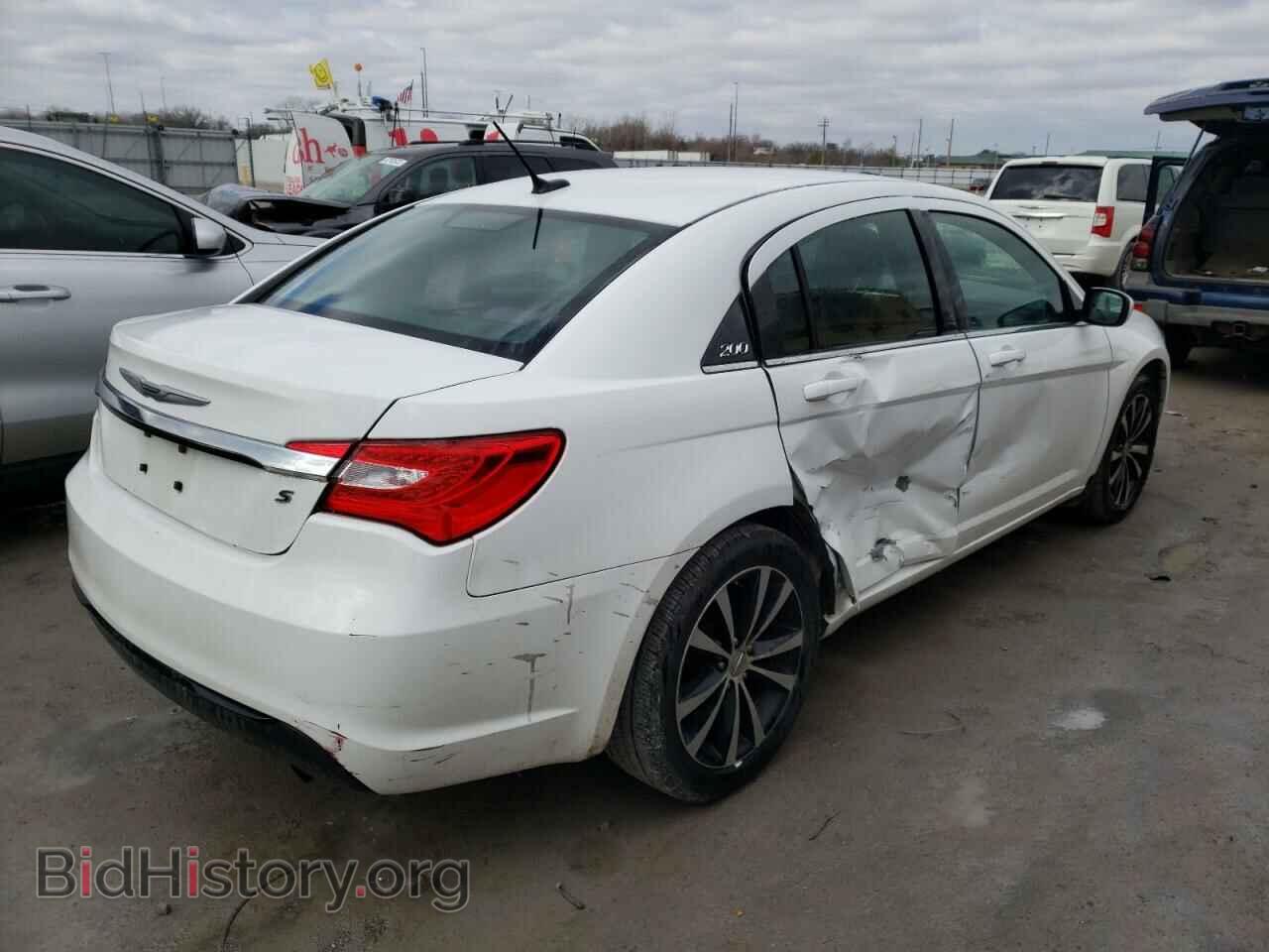 2013 CHRYSLER 200 - VIN: 1C3CCBBB8DN571084 - Фото 3