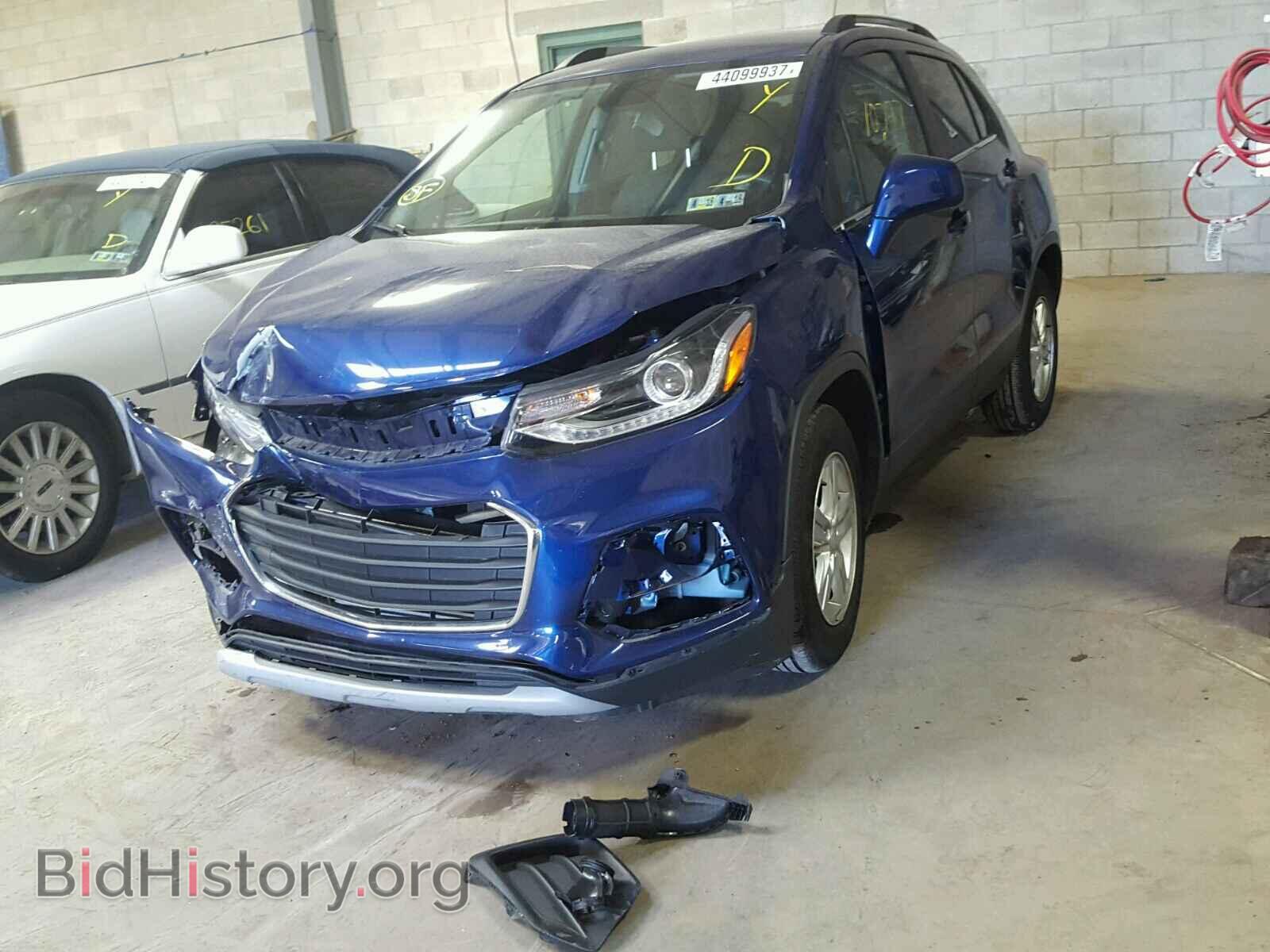 2017 CHEVROLET TRAX - VIN: 3GNCJLSB4HL187601 - Фото 2