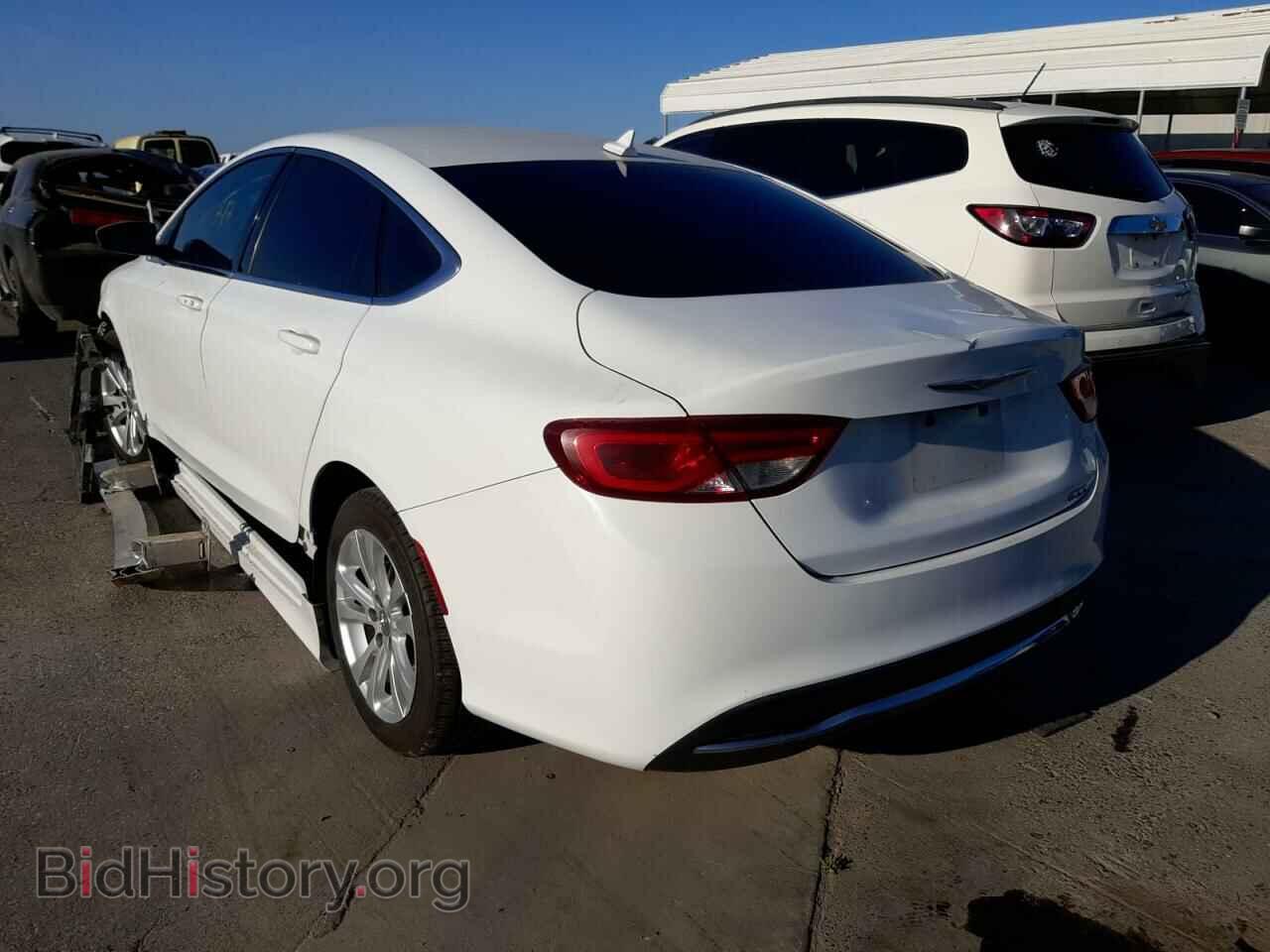 2016 CHRYSLER 200 - VIN: 1C3CCCAB8GN124640 - Фото 3
