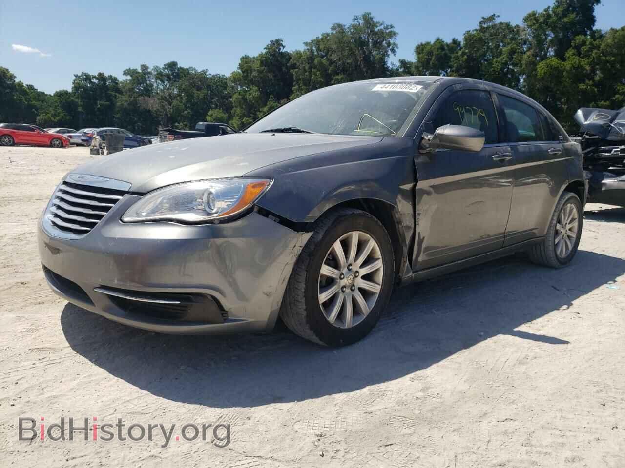 2013 CHRYSLER 200 - VIN: 1C3CCBBB7DN567785 - Photo 2