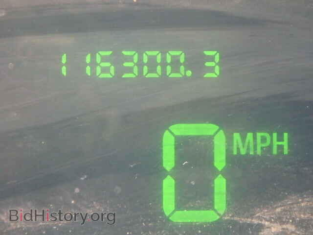 2000 FORD CROWN VIC - VIN: 2FAFP74W3YX203531 - Фото 8