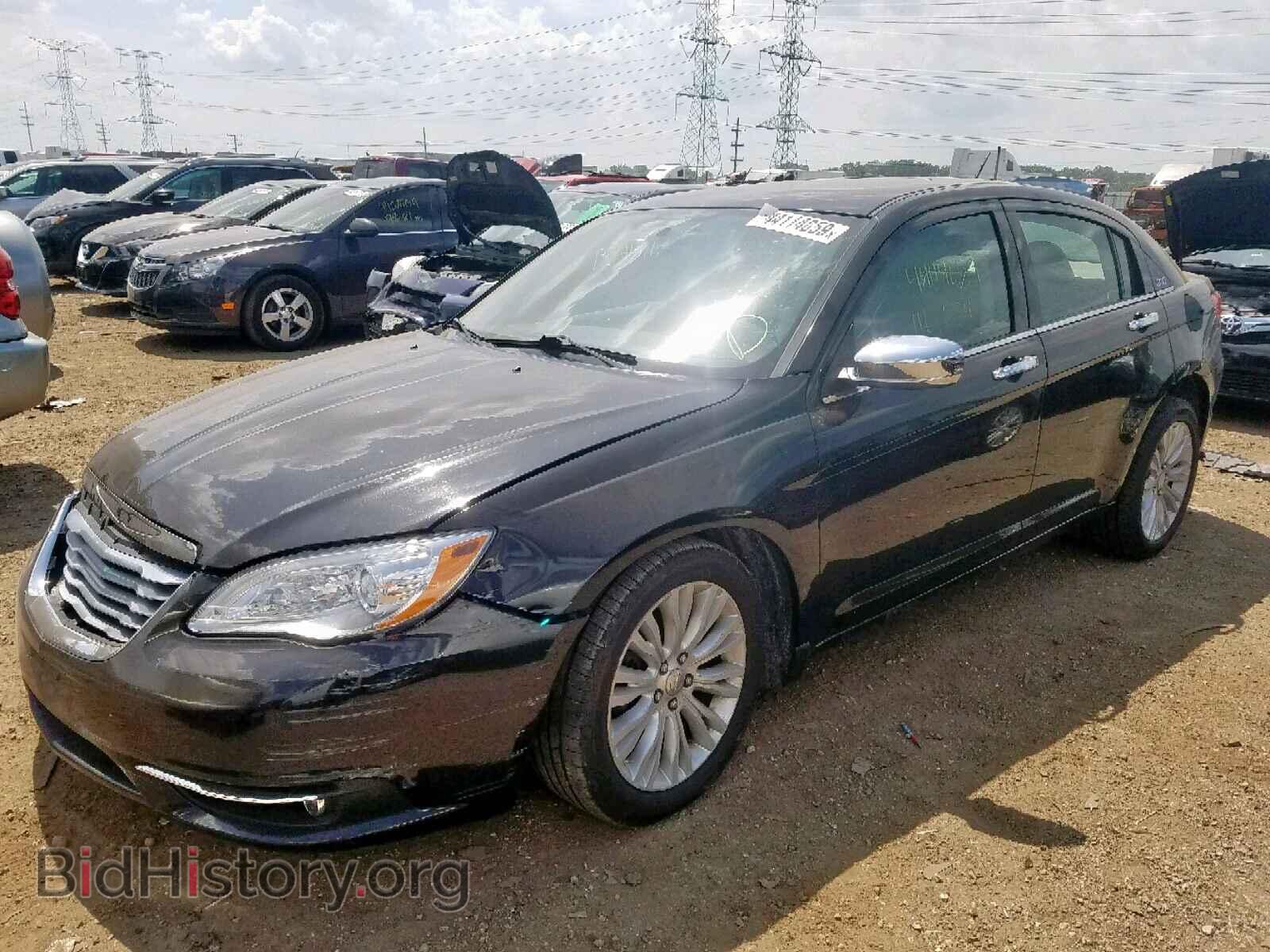 2012 CHRYSLER 200 - VIN: 1C3CCBCB5CN277381 - Фото 2