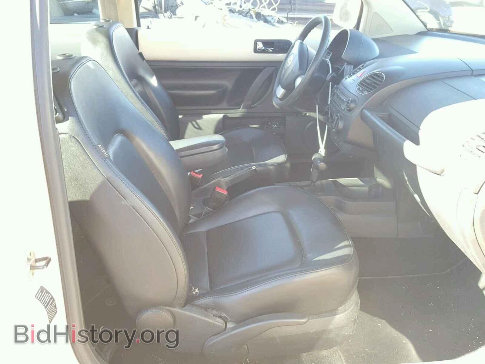 2006 VOLKSWAGEN BEETLE - VIN: 3VWPG31C06M403693 - Фото 5