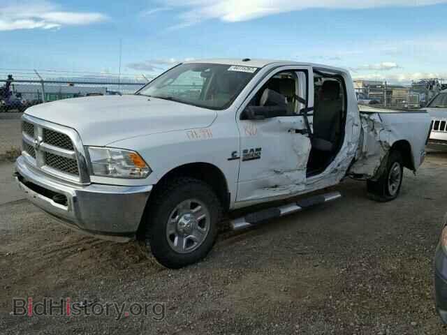 2016 RAM 3500 - VIN: 3C63R3CLXGG215831 - Фото 2
