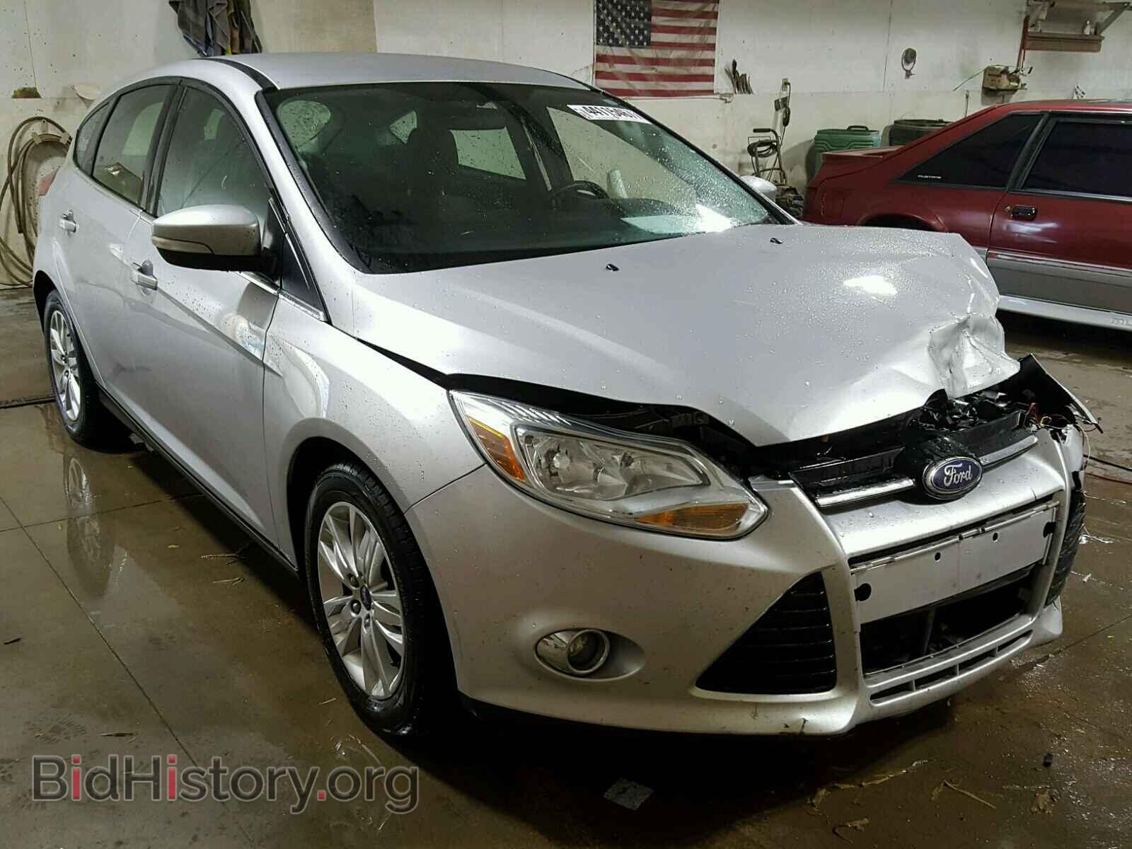 Photo 1FAHP3M2XCL283768 - FORD FOCUS 2012