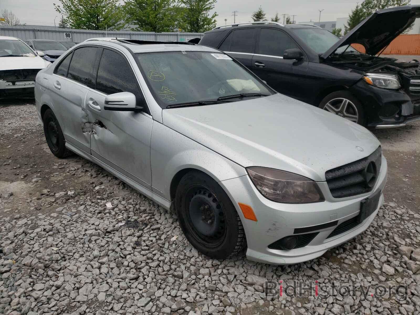 Photo WDDGF8FB2AF417466 - MERCEDES-BENZ C CLASS 2010