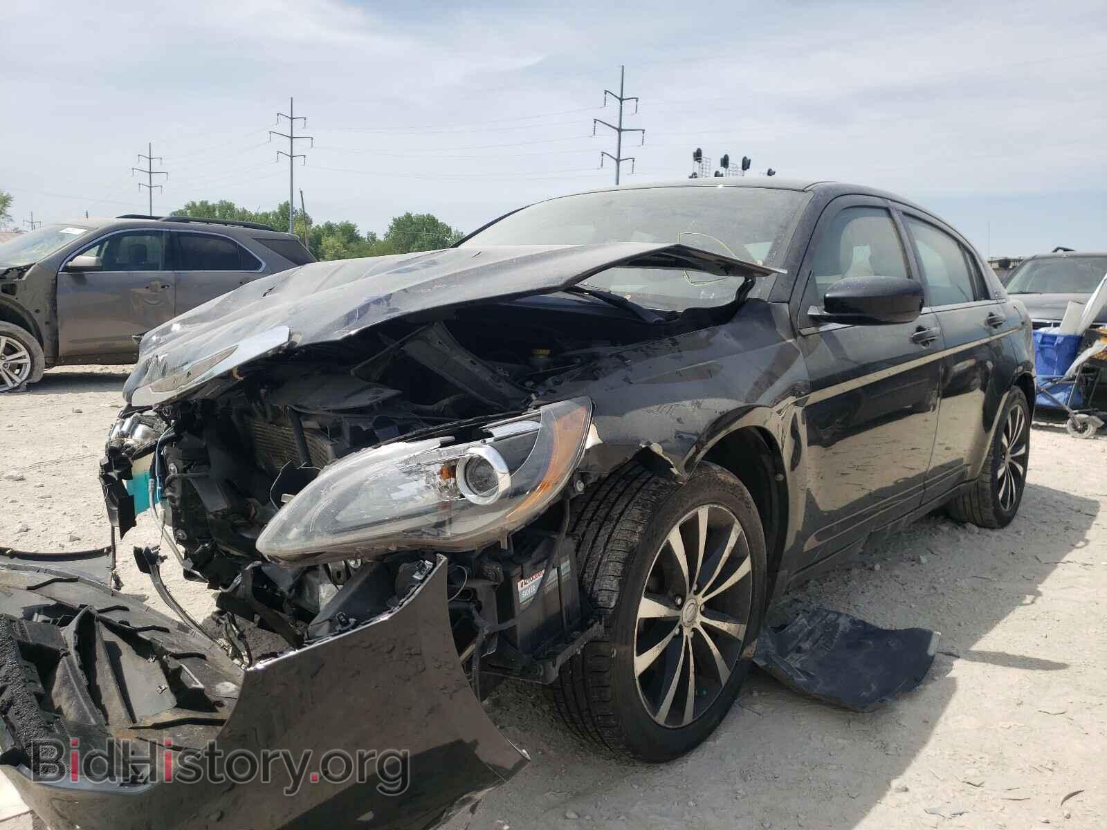 2013 CHRYSLER 200 - VIN: 1C3CCBBB8DN631834 - Фото 2