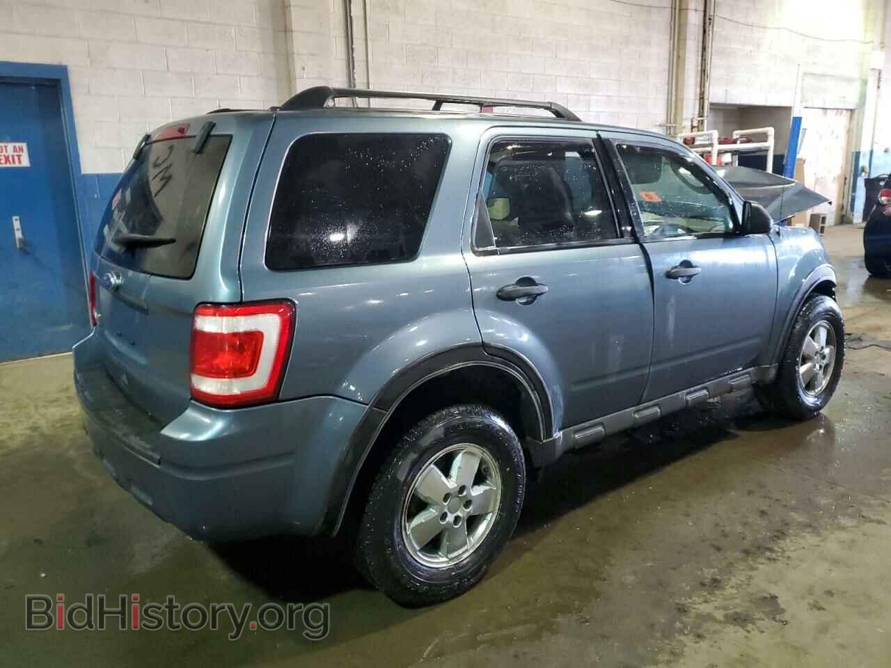 2010 FORD ESCAPE - VIN: 1FMCU0D75AKA69454 - Фото 3