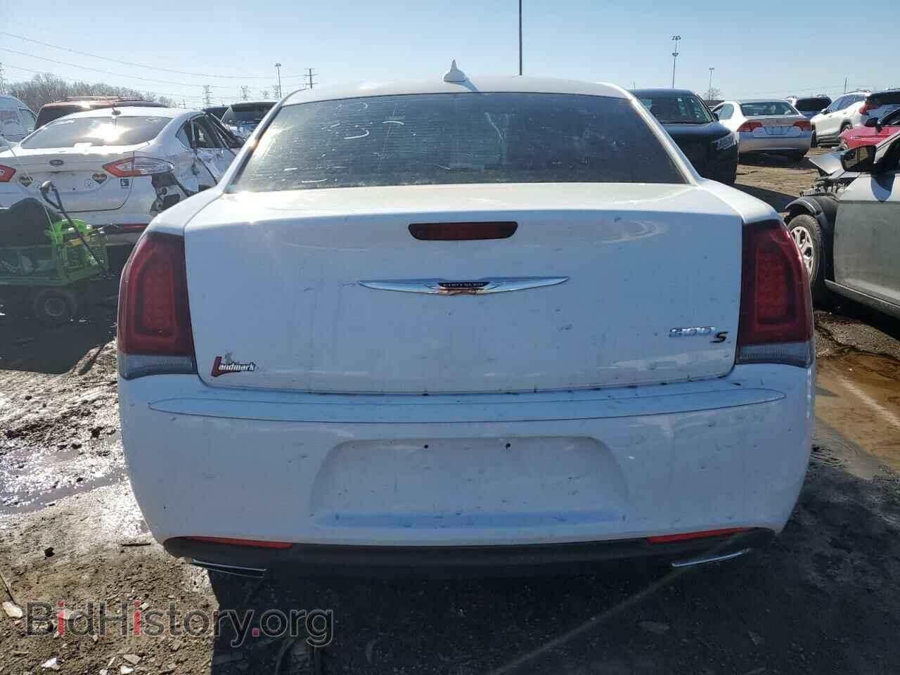 2017 CHRYSLER 300 - VIN: 2C3CCABG1HH663321 - Фото 6