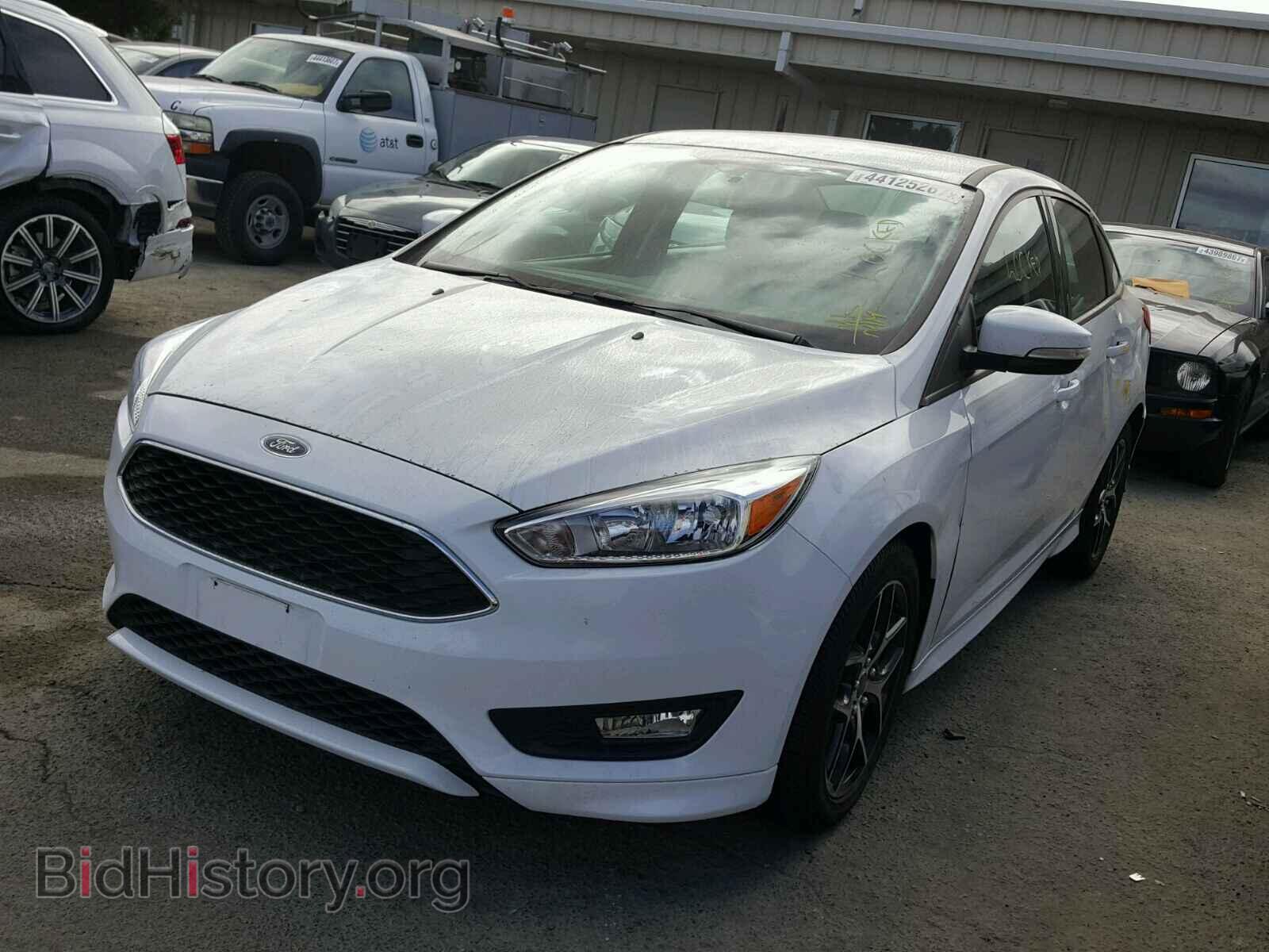 2016 FORD FOCUS - VIN: 1FADP3F2XGL216220 - Photo 2