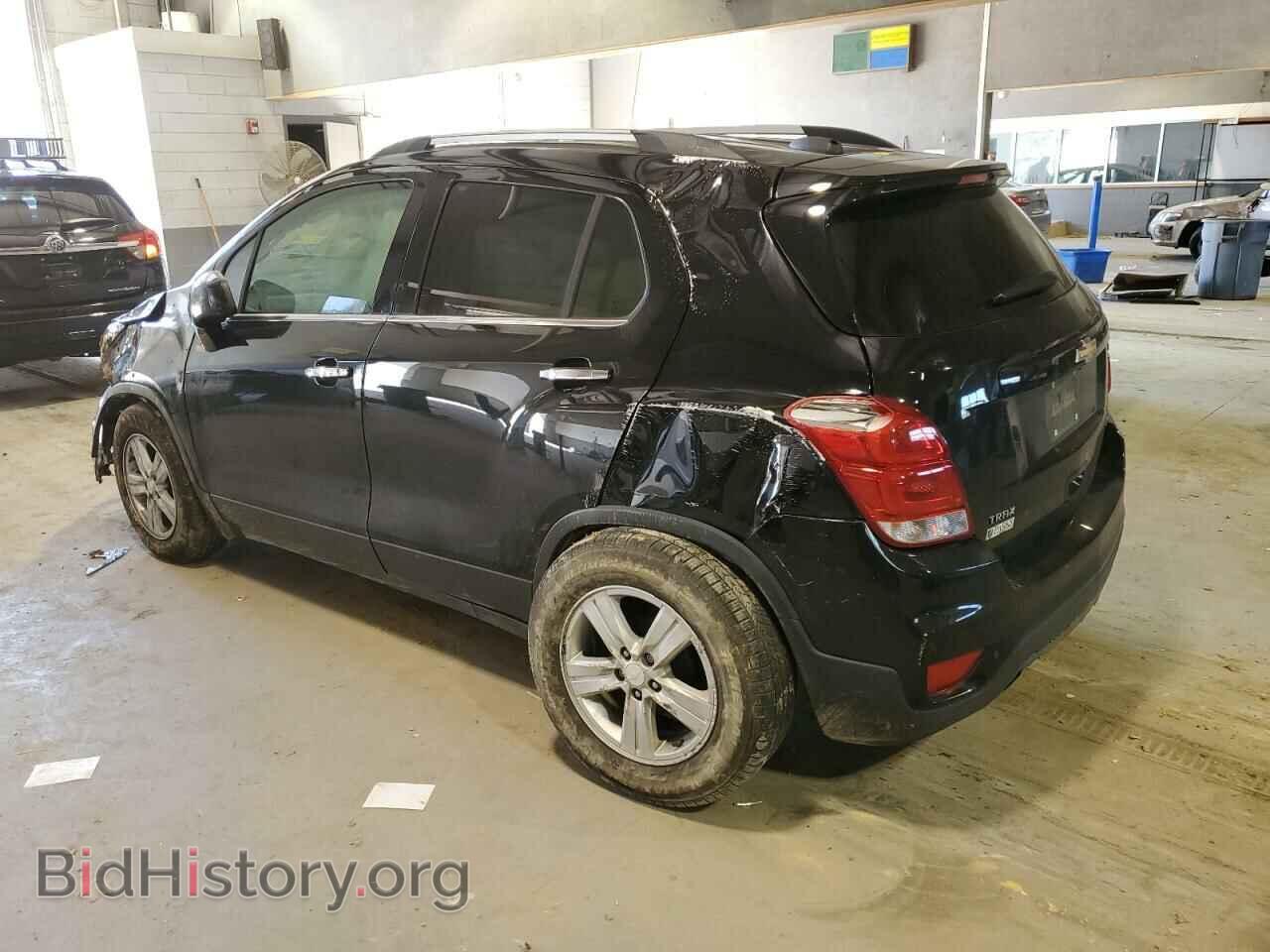 2020 CHEVROLET TRAX - VIN: 3GNCJLSB7LL327701 - Фото 2