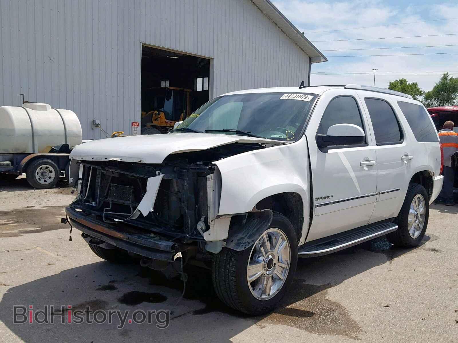 2012 GMC YUKON DENA - VIN: 1GKS2EEFXCR180136 - Фото 2