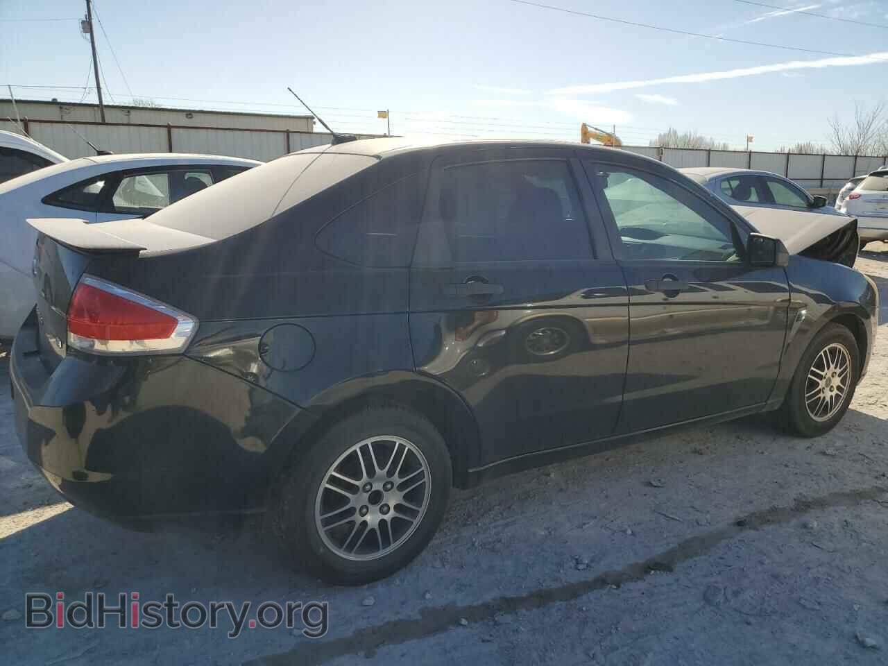 2011 FORD FOCUS - VIN: 1FAHP3FN2BW147588 - Photo 3