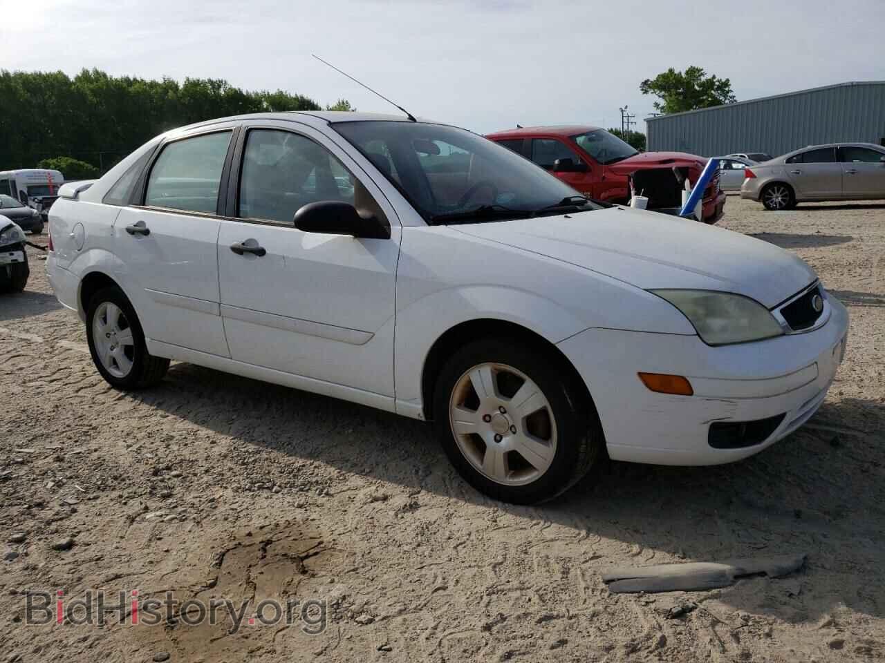 2007 FORD FOCUS - VIN: 1FAHP34N27W162697 - Фото 4
