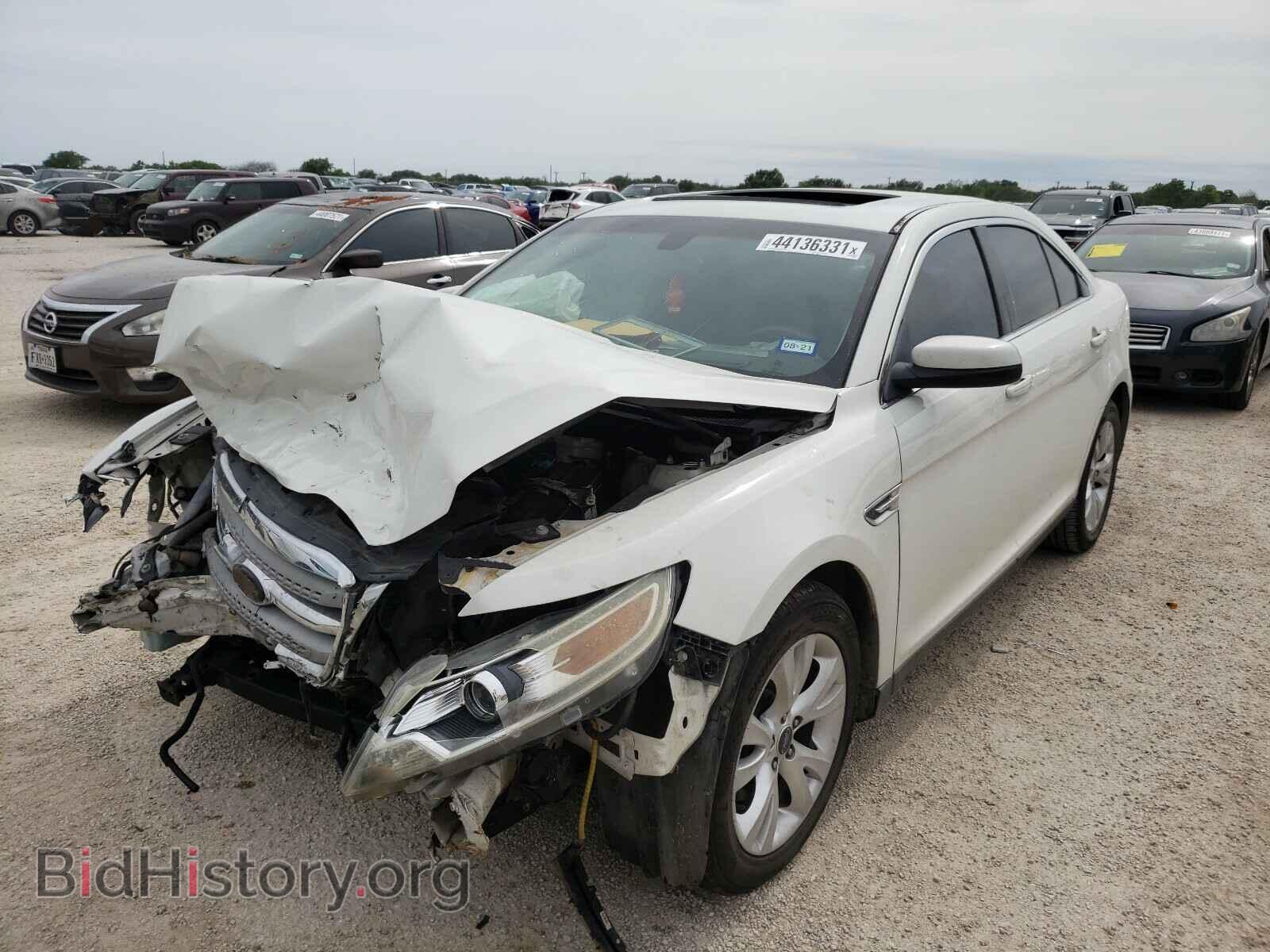 2011 FORD TAURUS - VIN: 1FAHP2EW5BG102451 - Photo 2