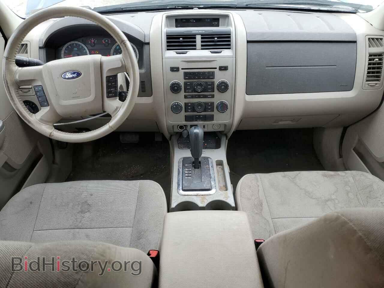 2010 FORD ESCAPE - VIN: 1FMCU9D72AKB93735 - Фото 8