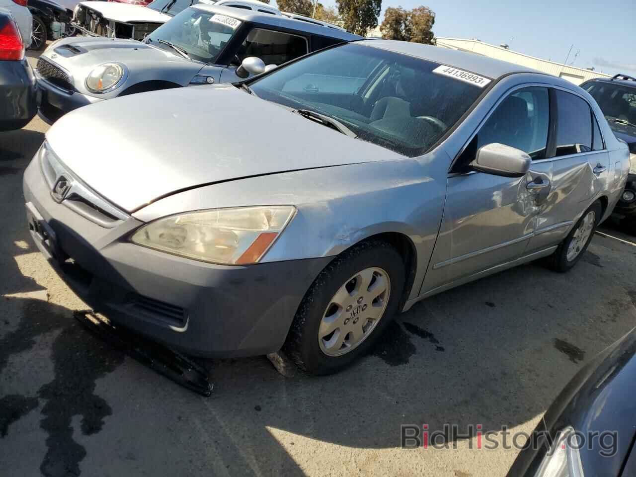 Photo 1HGCM56326A099652 - HONDA ACCORD 2006