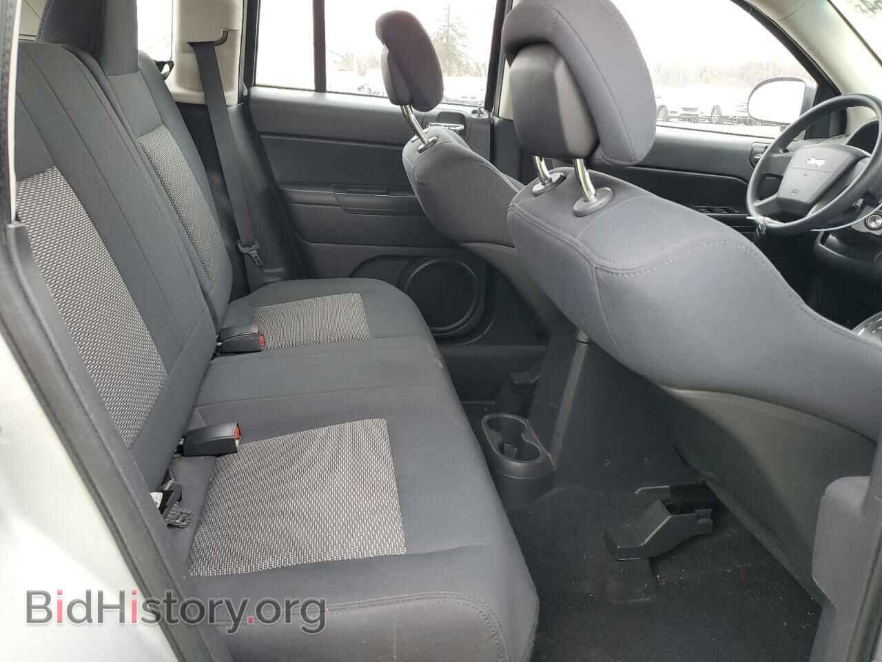 2010 JEEP COMPASS - VIN: 1J4NF4FB2AD572065 - Фото 10