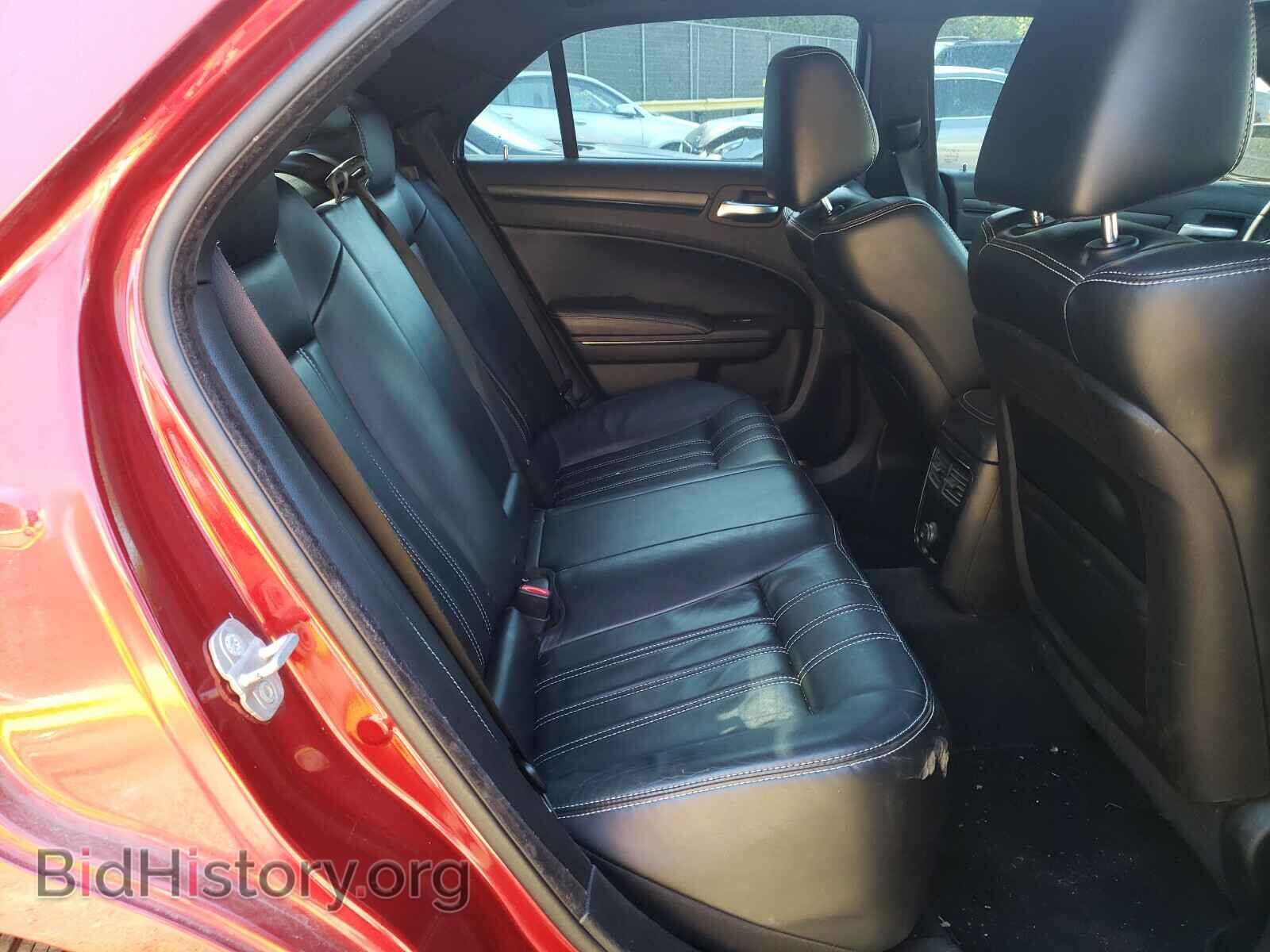 2013 CHRYSLER 300 - VIN: 2C3CCABG0DH660811 - Фото 6