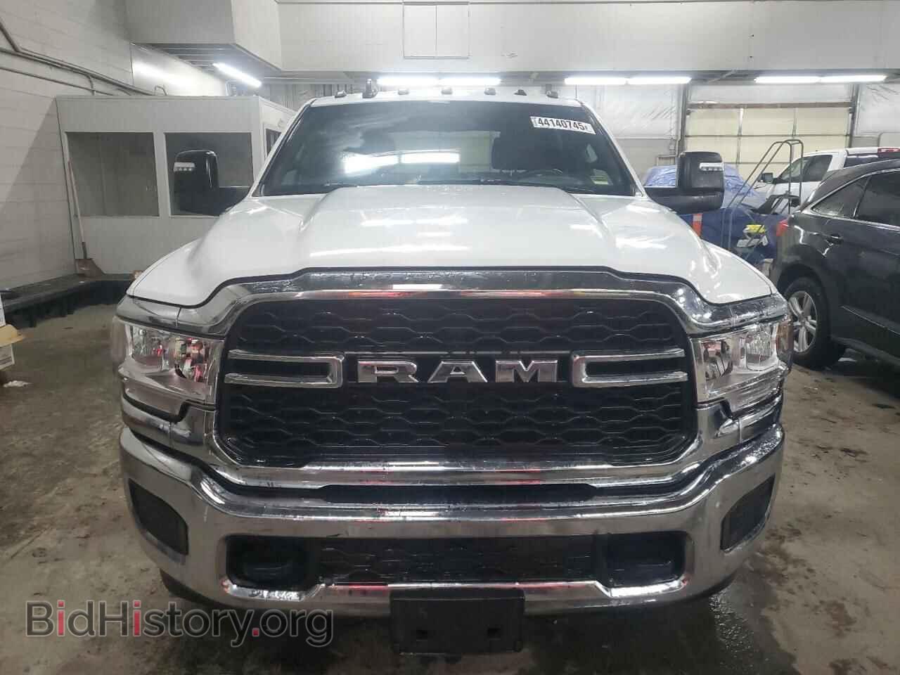 2024 RAM 2500 - VIN: 3C6UR5HJ0RG102920 - Фото 5