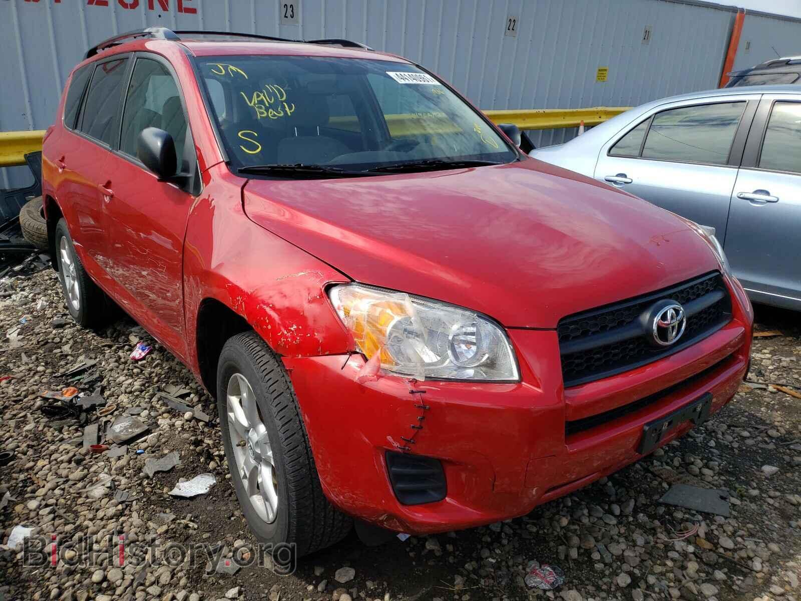Фотография JTMBF4DV5B5038088 - TOYOTA RAV4 2011