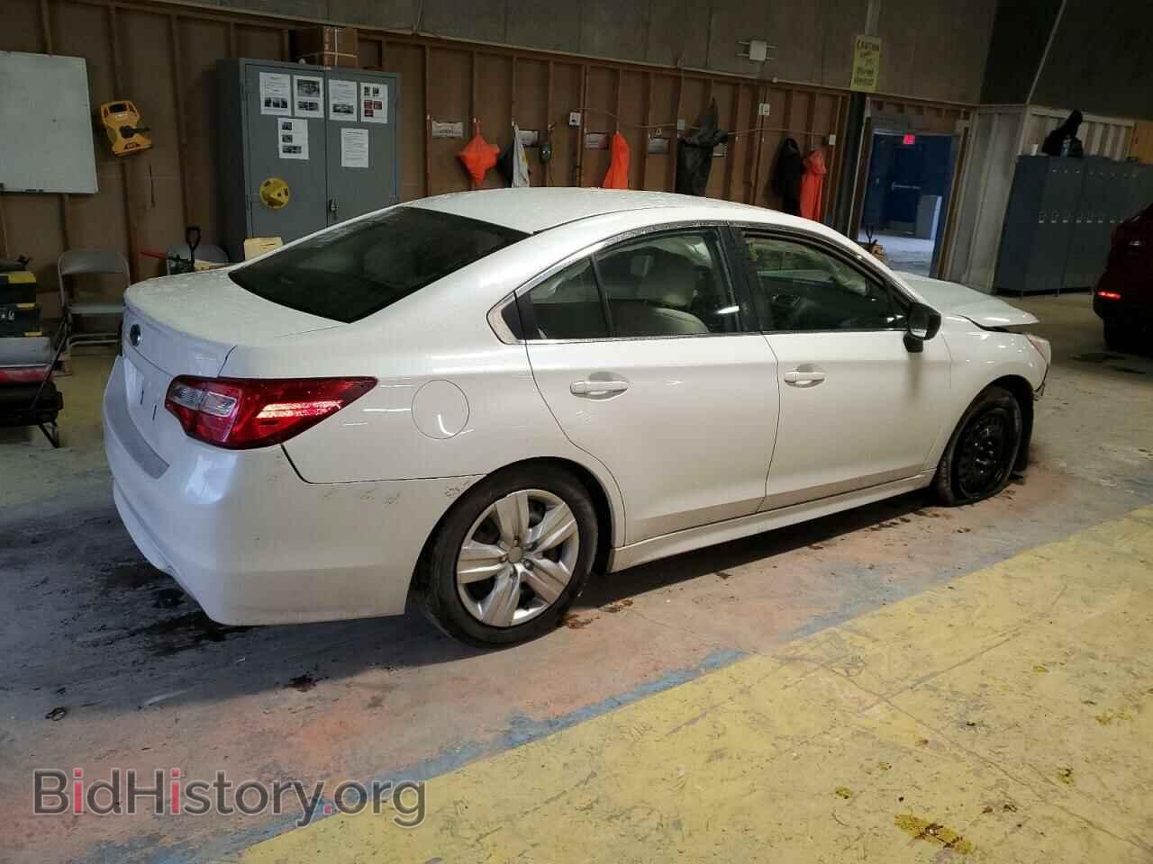 2017 SUBARU LEGACY - VIN: 4S3BNAA62H3042134 - Фото 3