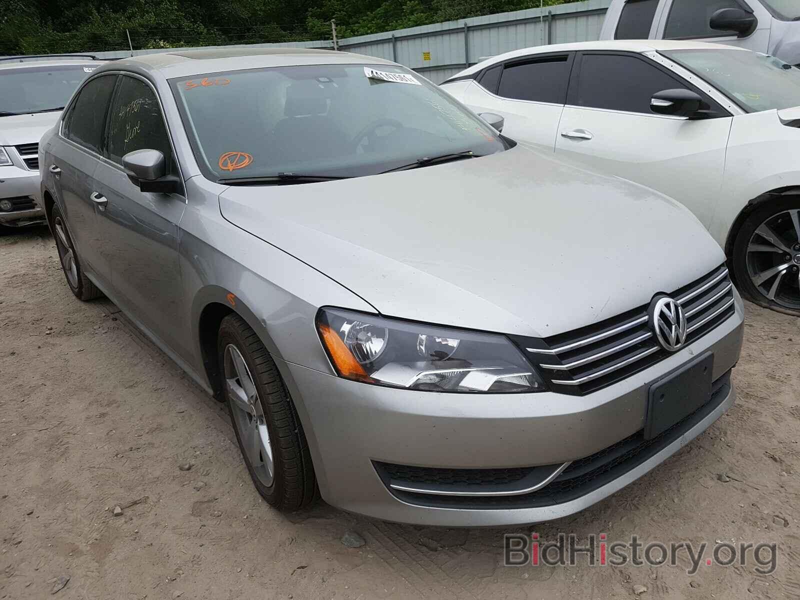 Photo 1VWBP7A37DC070618 - VOLKSWAGEN PASSAT 2013