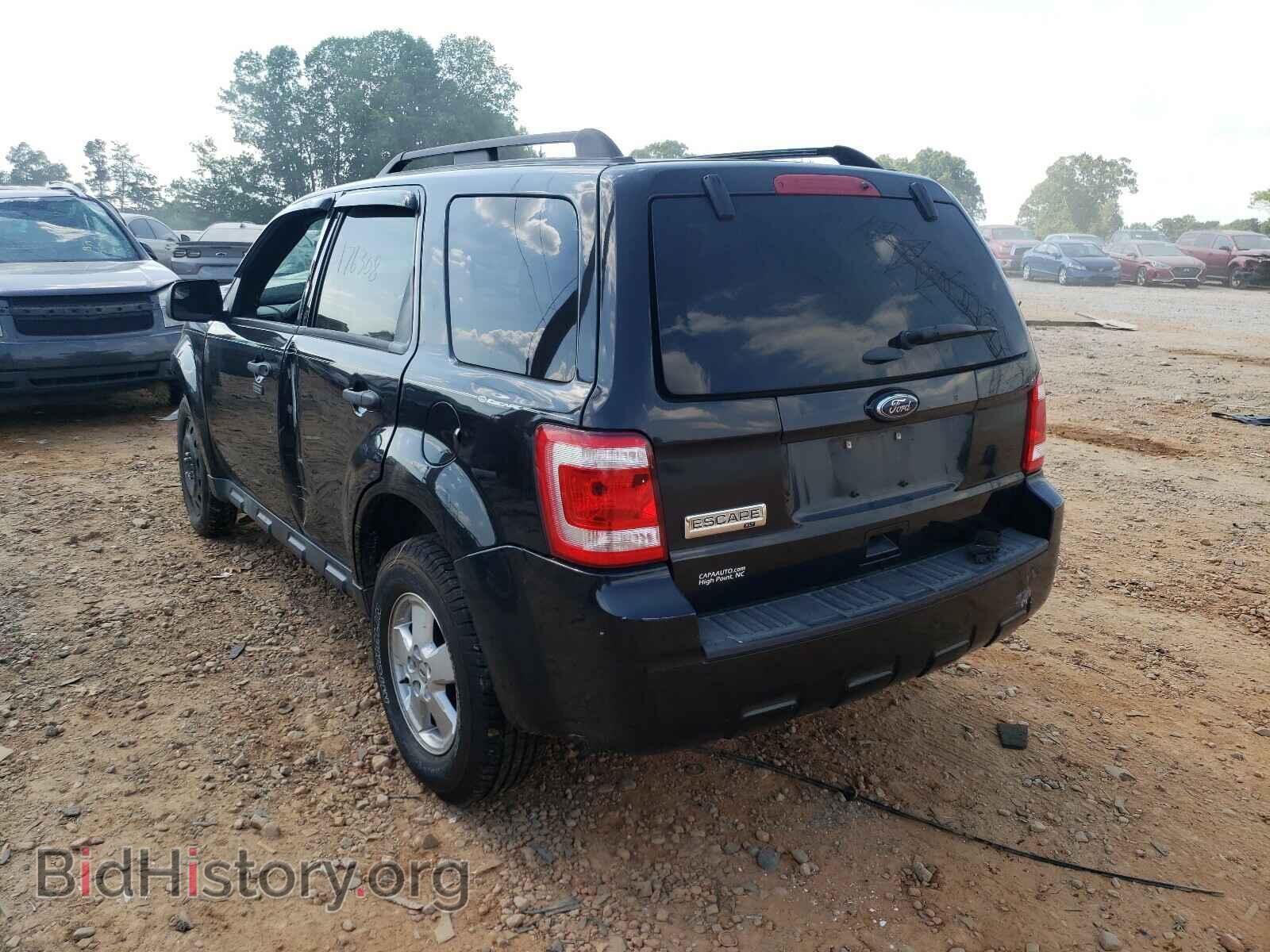 2011 FORD ESCAPE - VIN: 1FMCU0D71BKB72131 - Фото 3