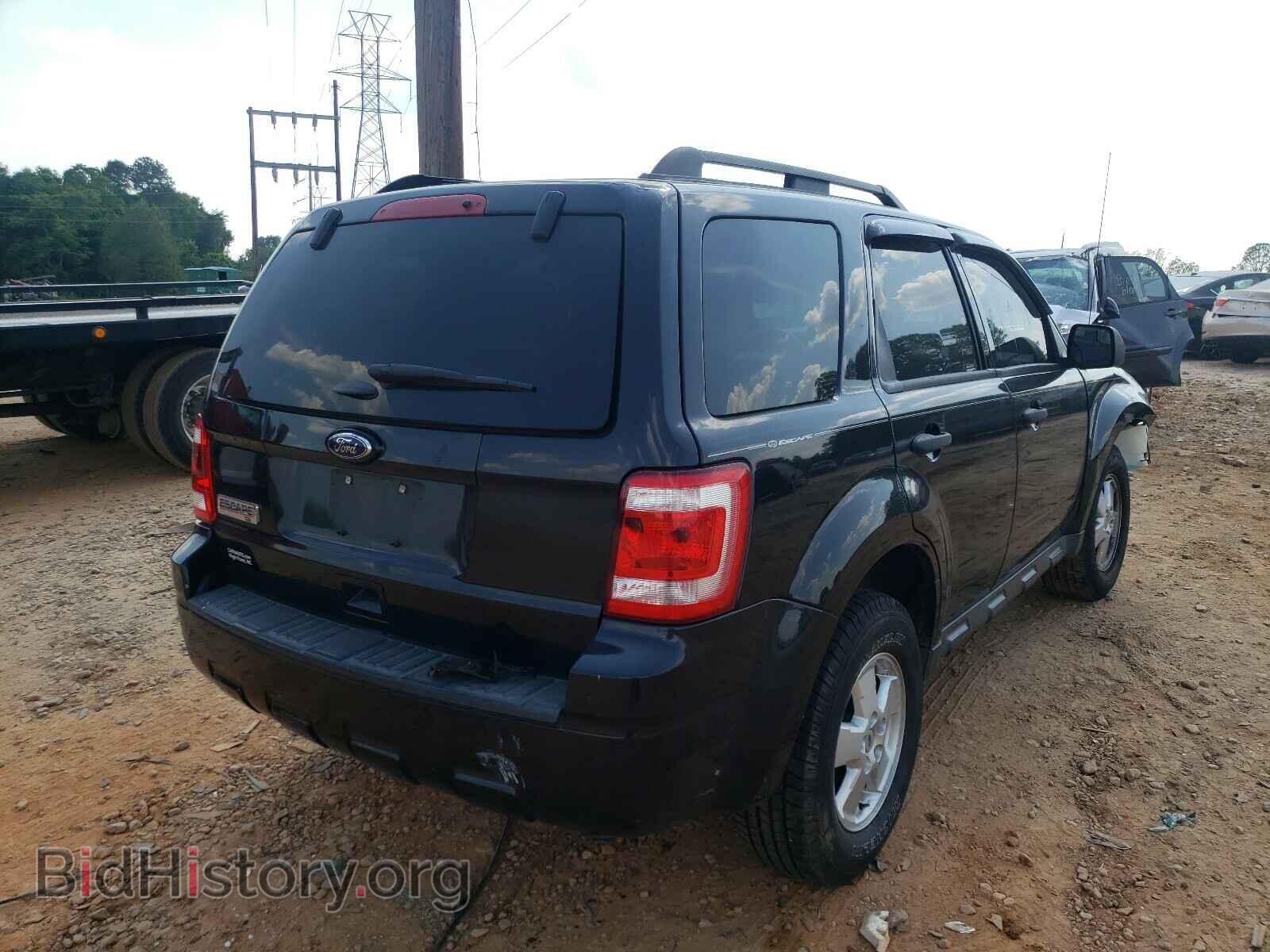 2011 FORD ESCAPE - VIN: 1FMCU0D71BKB72131 - Фото 4