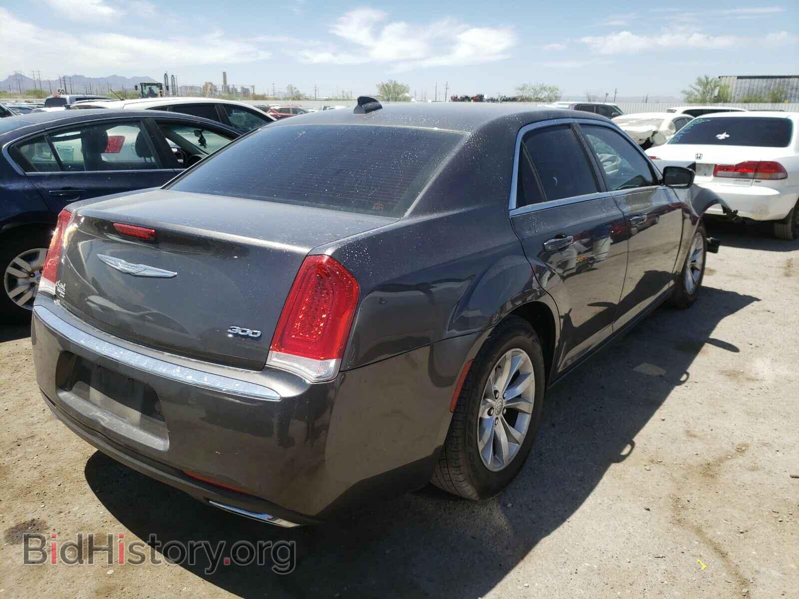 2015 CHRYSLER 300 - VIN: 2C3CCAAG0FH891678 - Фото 4