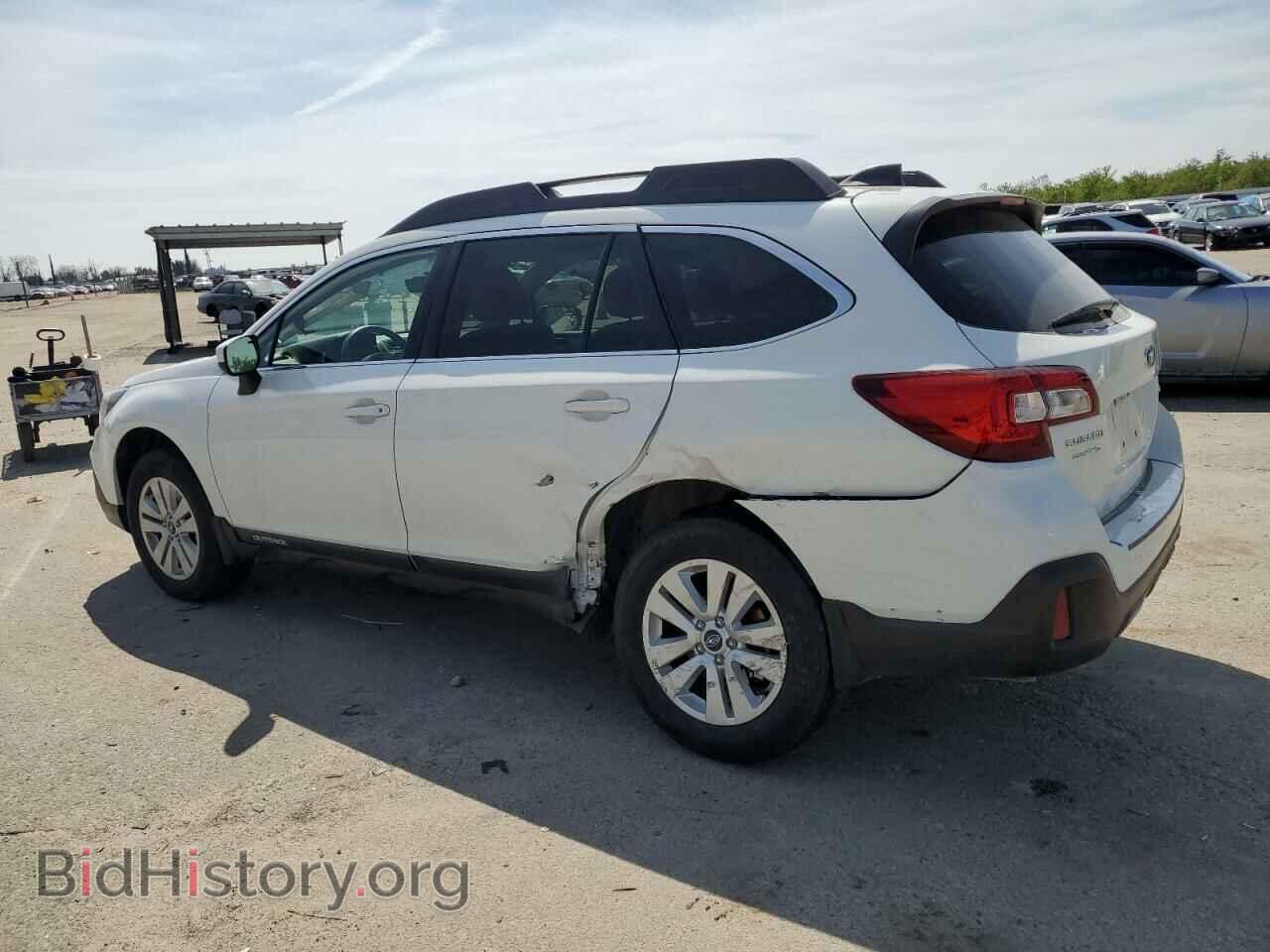 2019 SUBARU OUTBACK - VIN: 4S4BSAFC3K3389160 - Фото 2