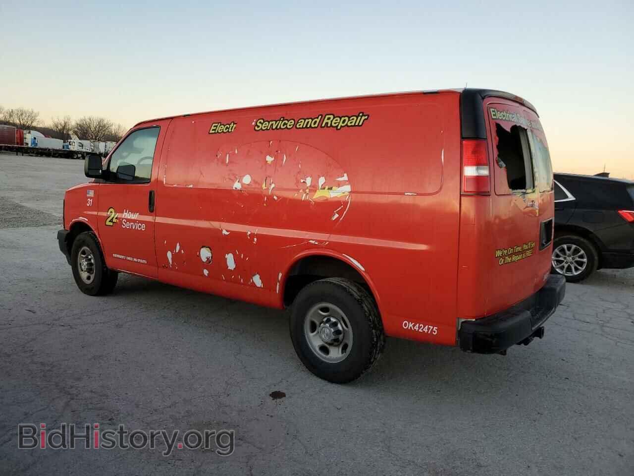 2017 CHEVROLET EXPRESS - VIN: 1GCWGAFF6H1134430 - Фото 2