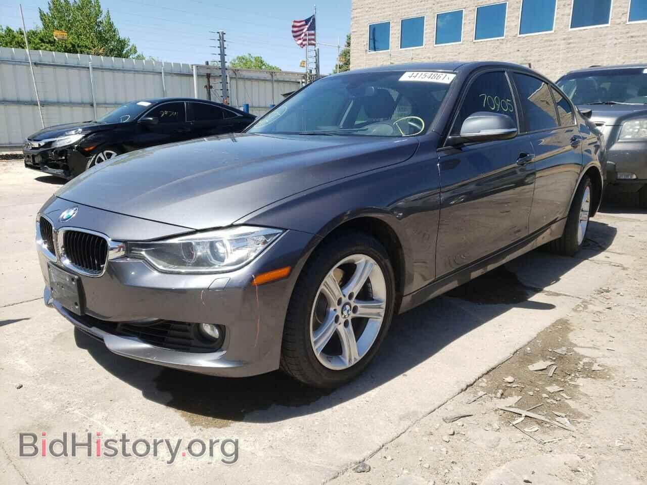 2013 BMW 3 SERIES - VIN: WBA3B3C54DF533565 - Фото 2