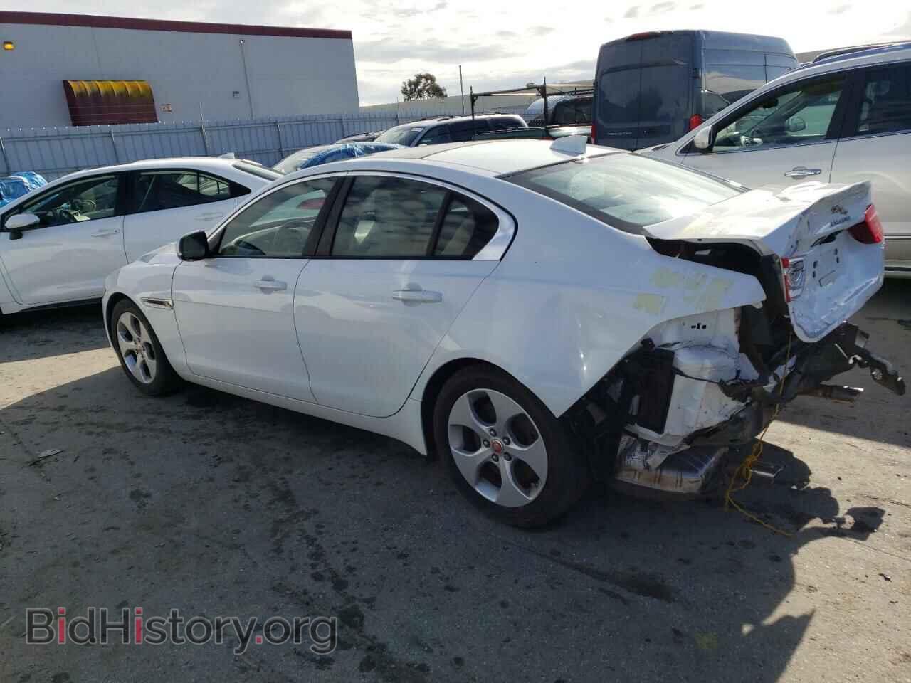 2017 JAGUAR XE - VIN: SAJAR4BG3HA955958 - Фото 2