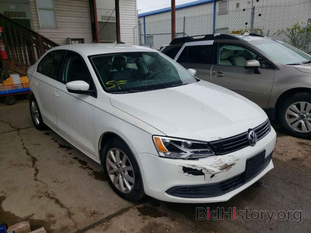 Фотография 3VWDP7AJ8CM302924 - VOLKSWAGEN JETTA 2012