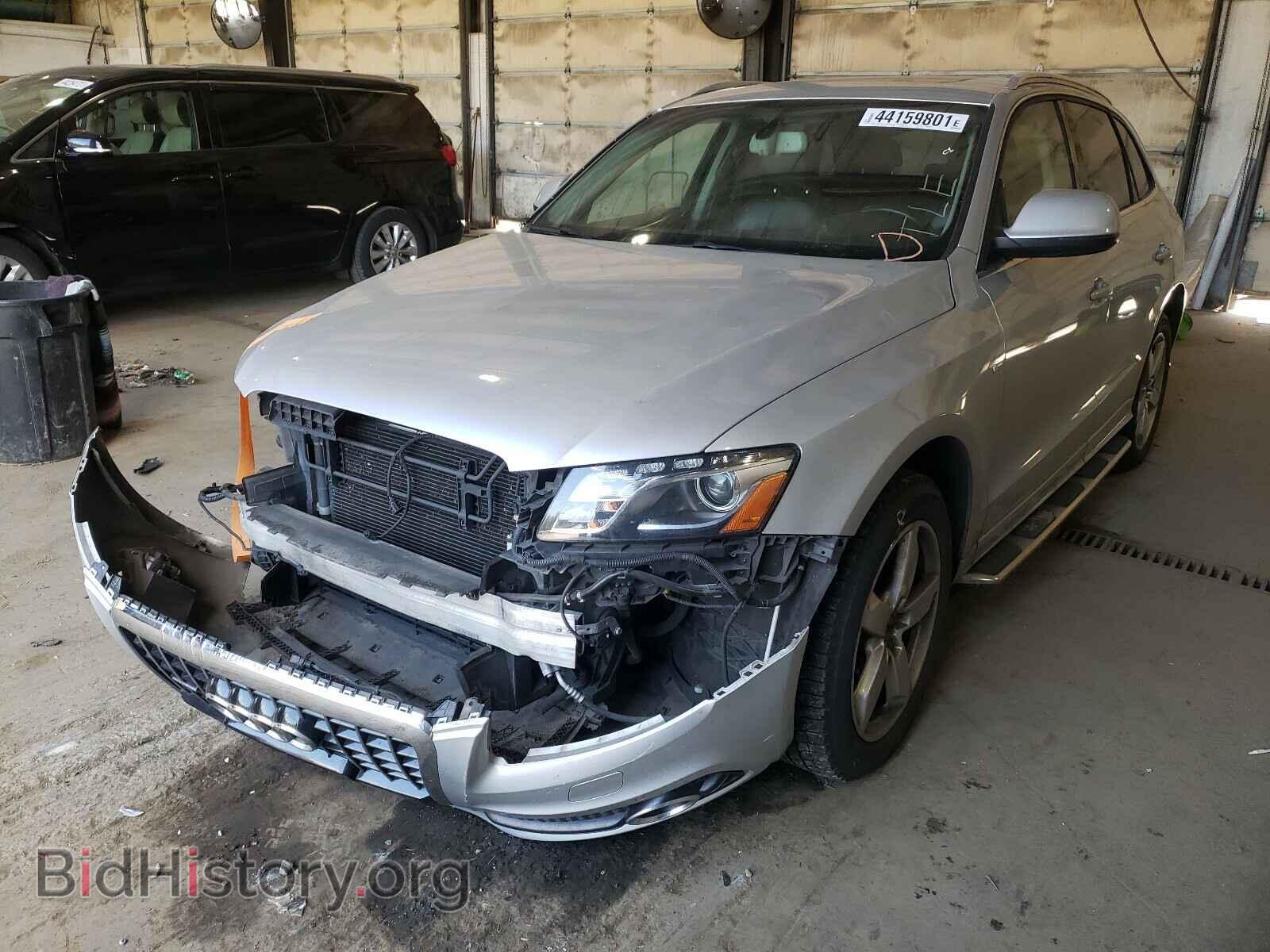 2011 AUDI Q5 - VIN: WA1WKAFP7BA045720 - Фото 2