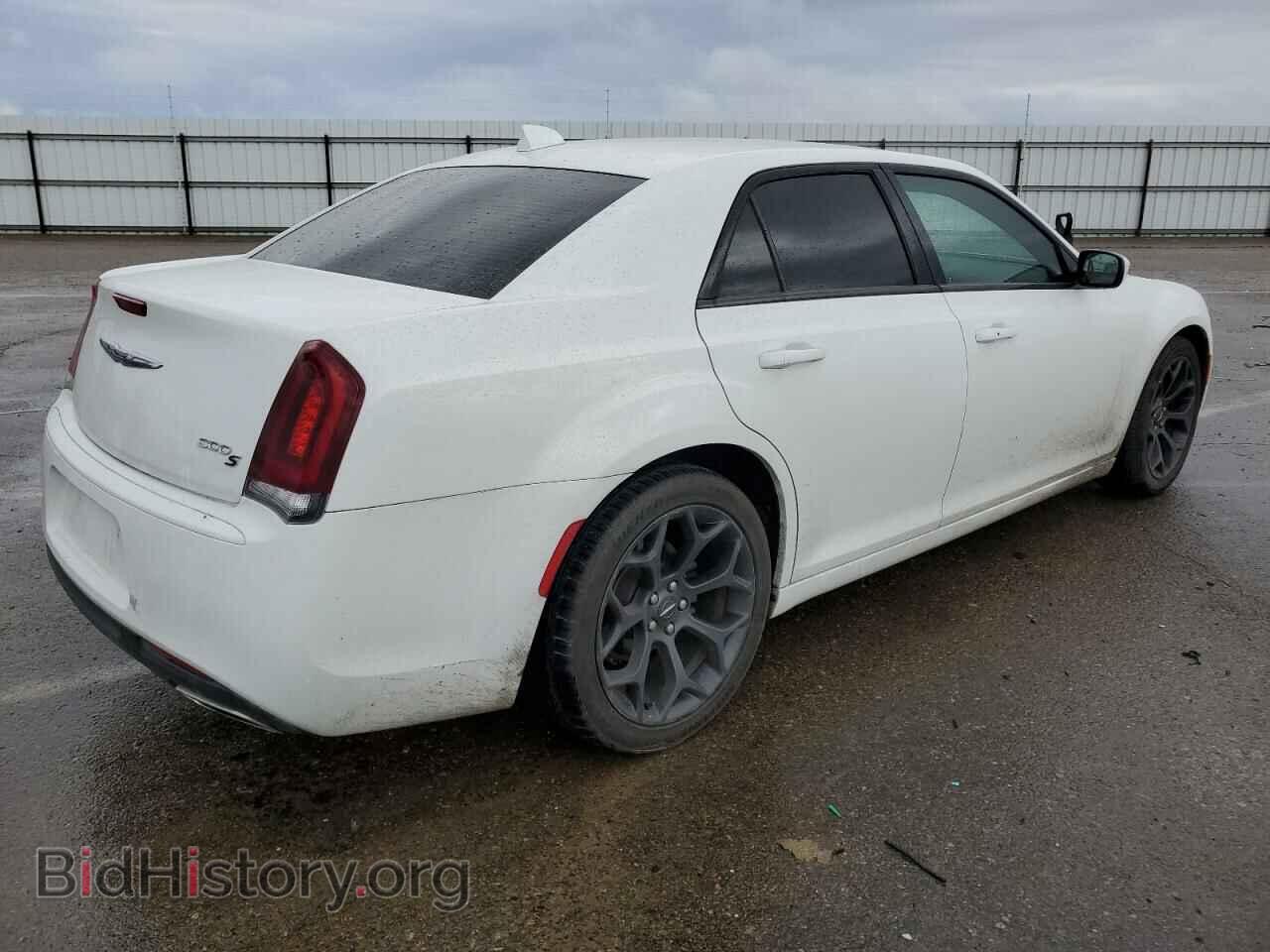 2019 CHRYSLER 300 - VIN: 2C3CCABG0KH515099 - Фото 3