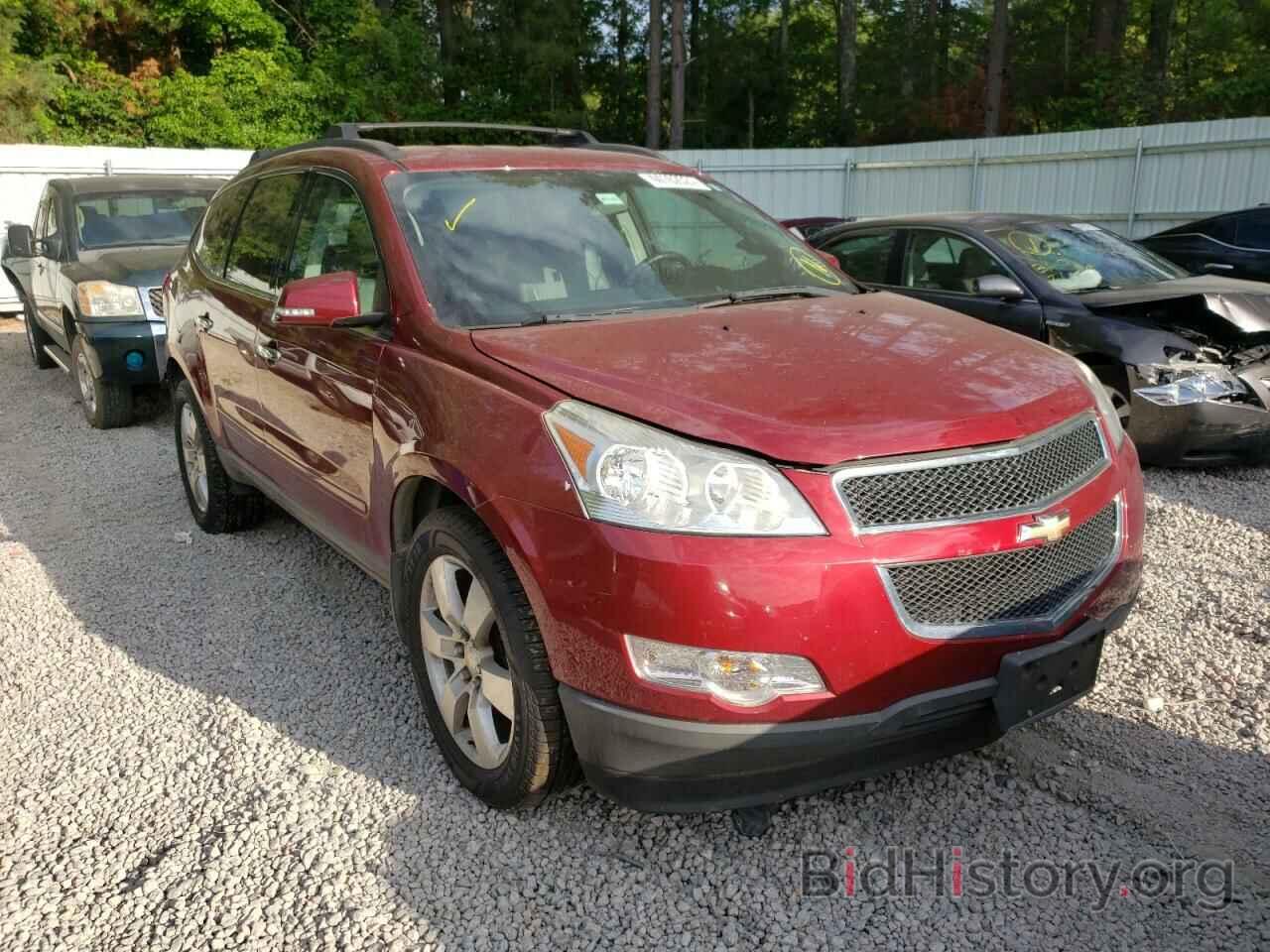 Photo 1GNKVGED6BJ269509 - CHEVROLET TRAVERSE 2011