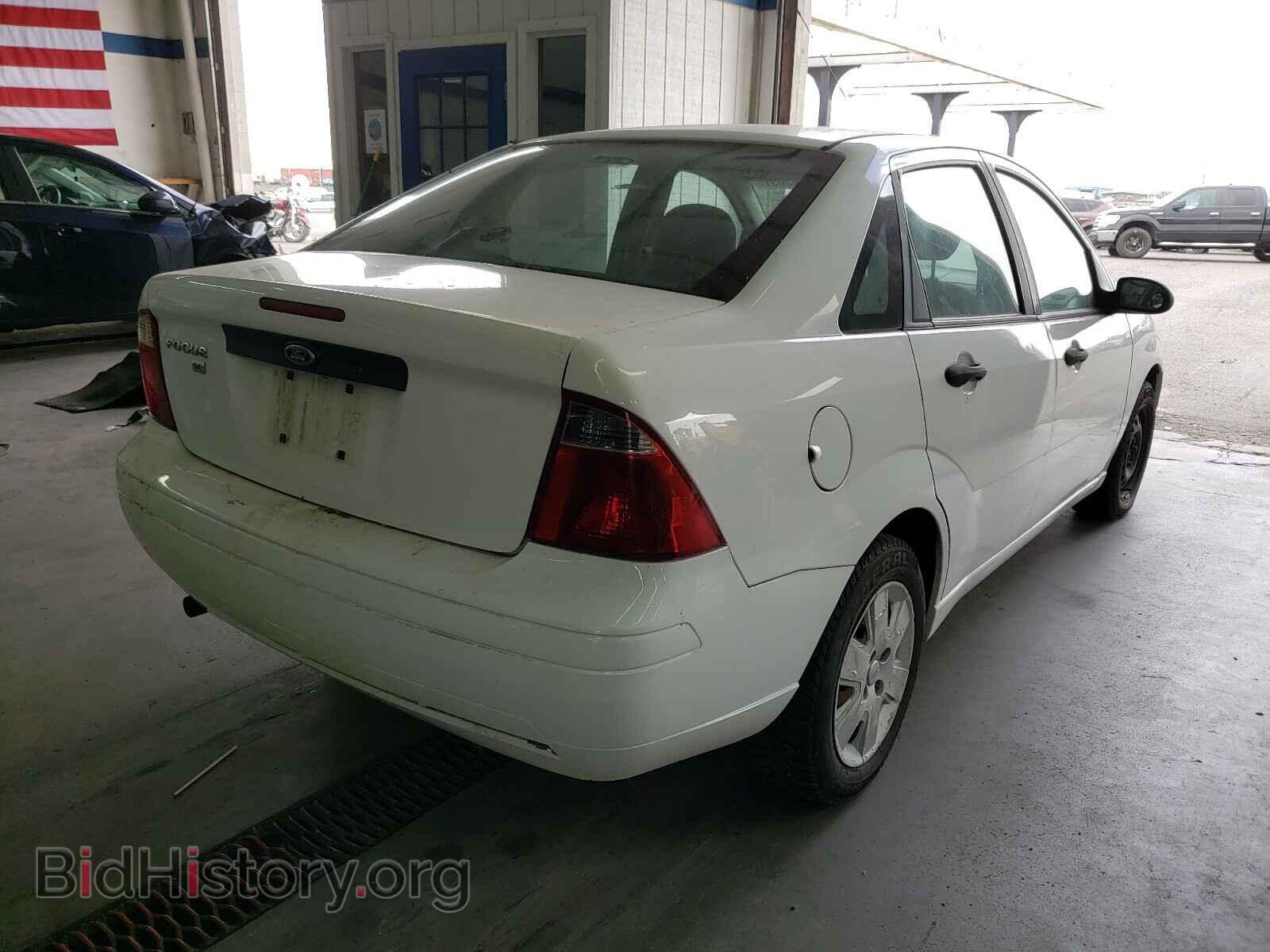 2007 FORD FOCUS - VIN: 1FAFP34N37W204690 - Фото 4