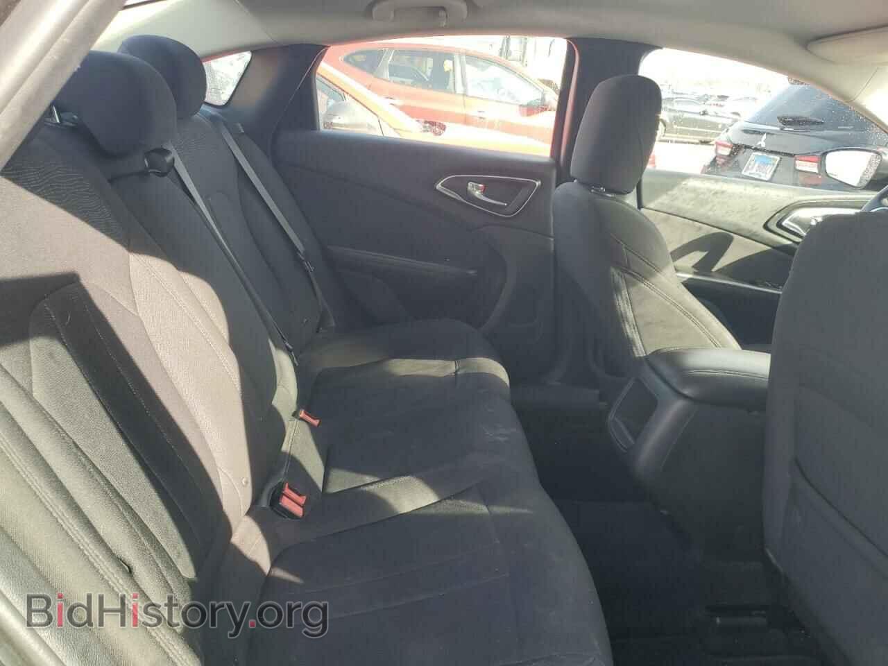 2015 CHRYSLER 200 - VIN: 1C3CCCAB5FN616640 - Фото 10