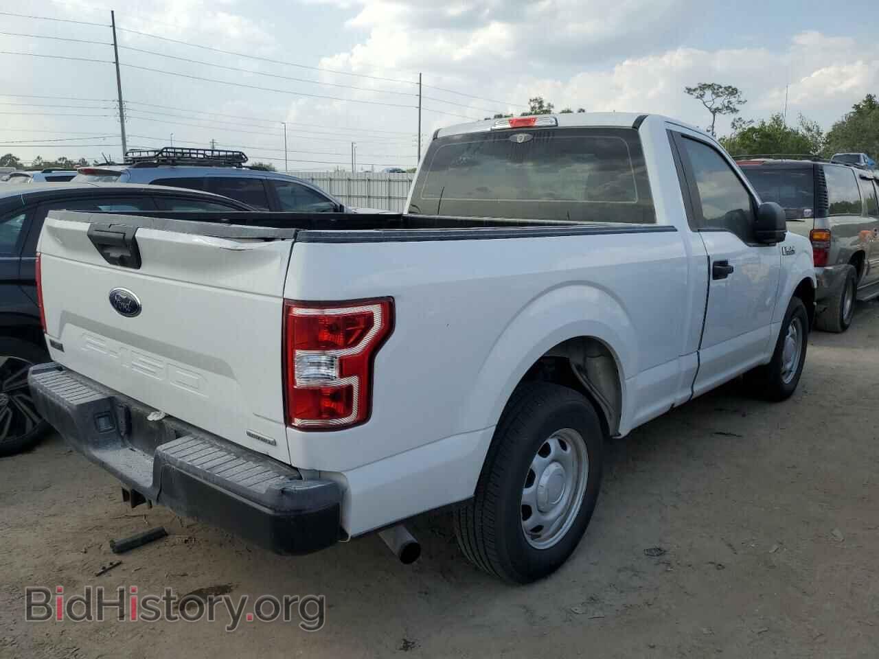 2018 FORD All Models - VIN: 1FTMF1CP3JFB08996 - Фото 3
