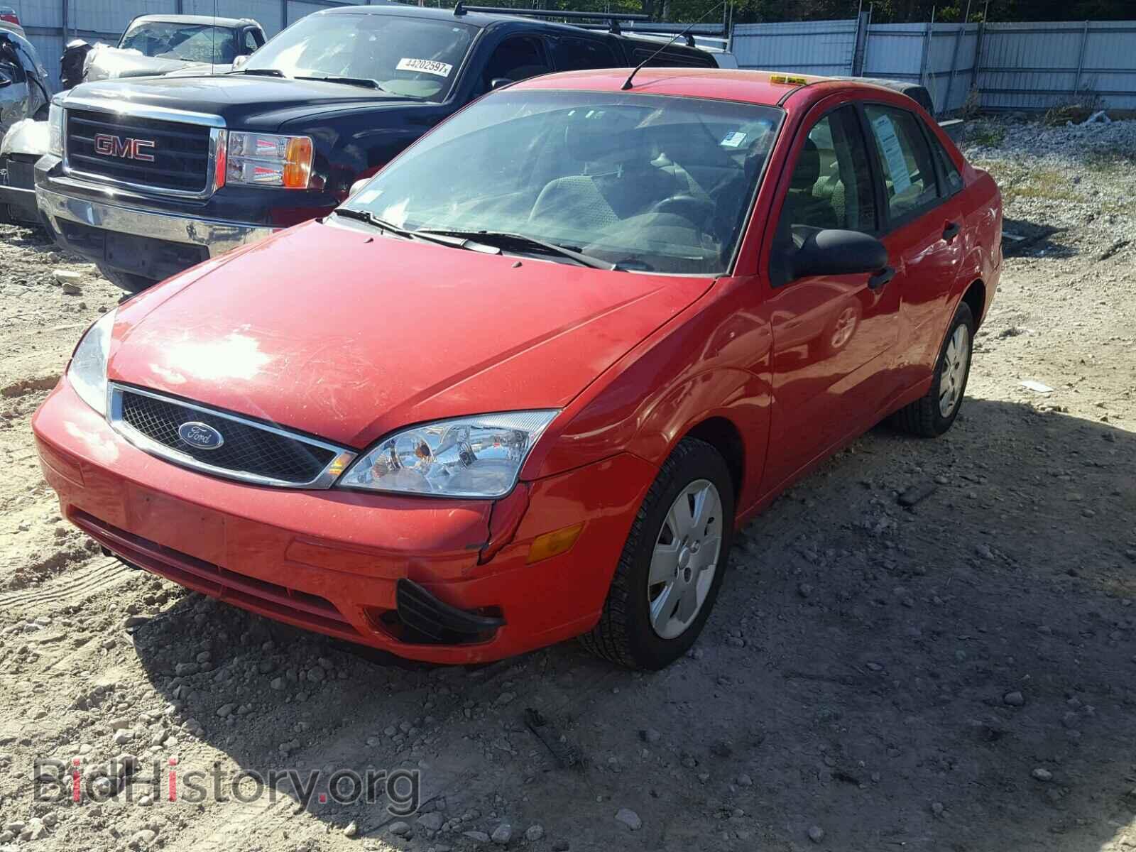 2007 FORD FOCUS - VIN: 1FAFP34N67W158529 - Фото 2