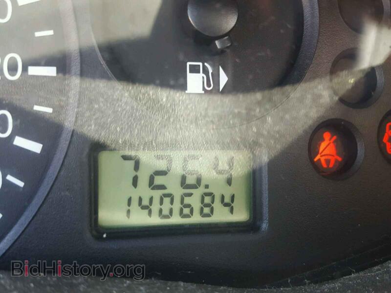 2007 Ford FOCUS (VIN 1FAFP34N67W158529) — photo 8 of 10