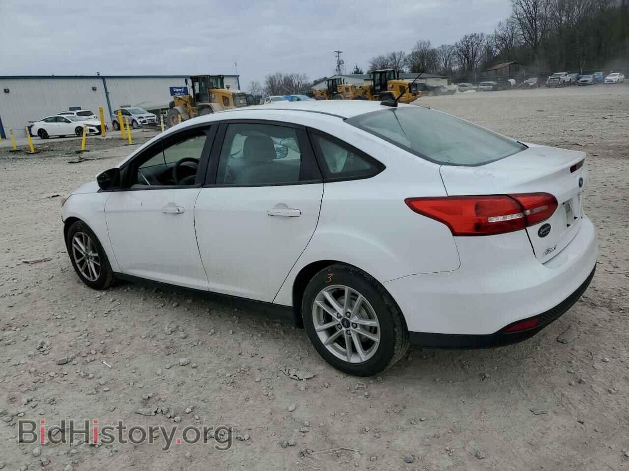 2018 FORD FOCUS - VIN: 1FADP3F23JL218432 - Фото 2