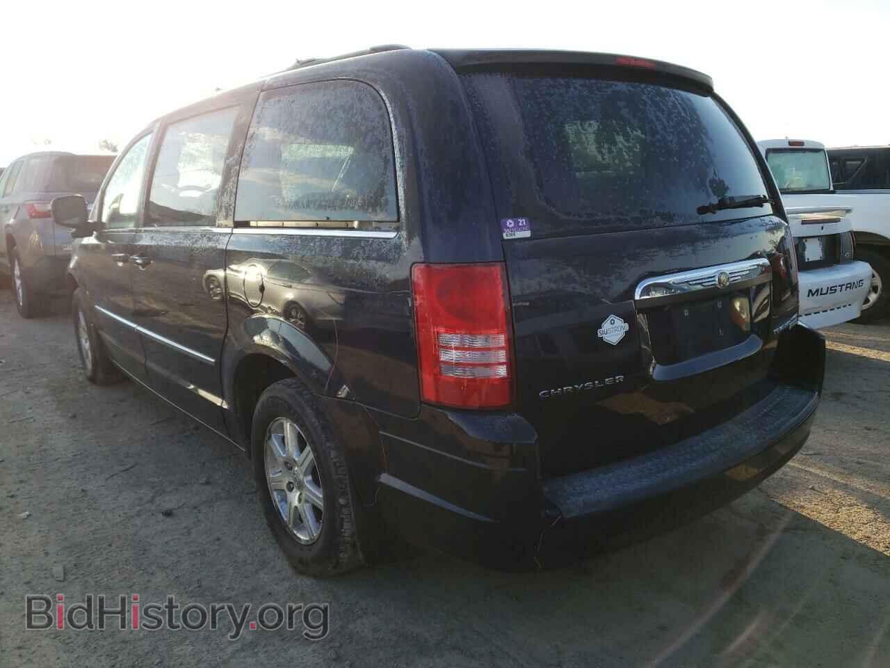 2010 CHRYSLER MINIVAN - VIN: 2A4RR8D17AR386688 - Фото 2