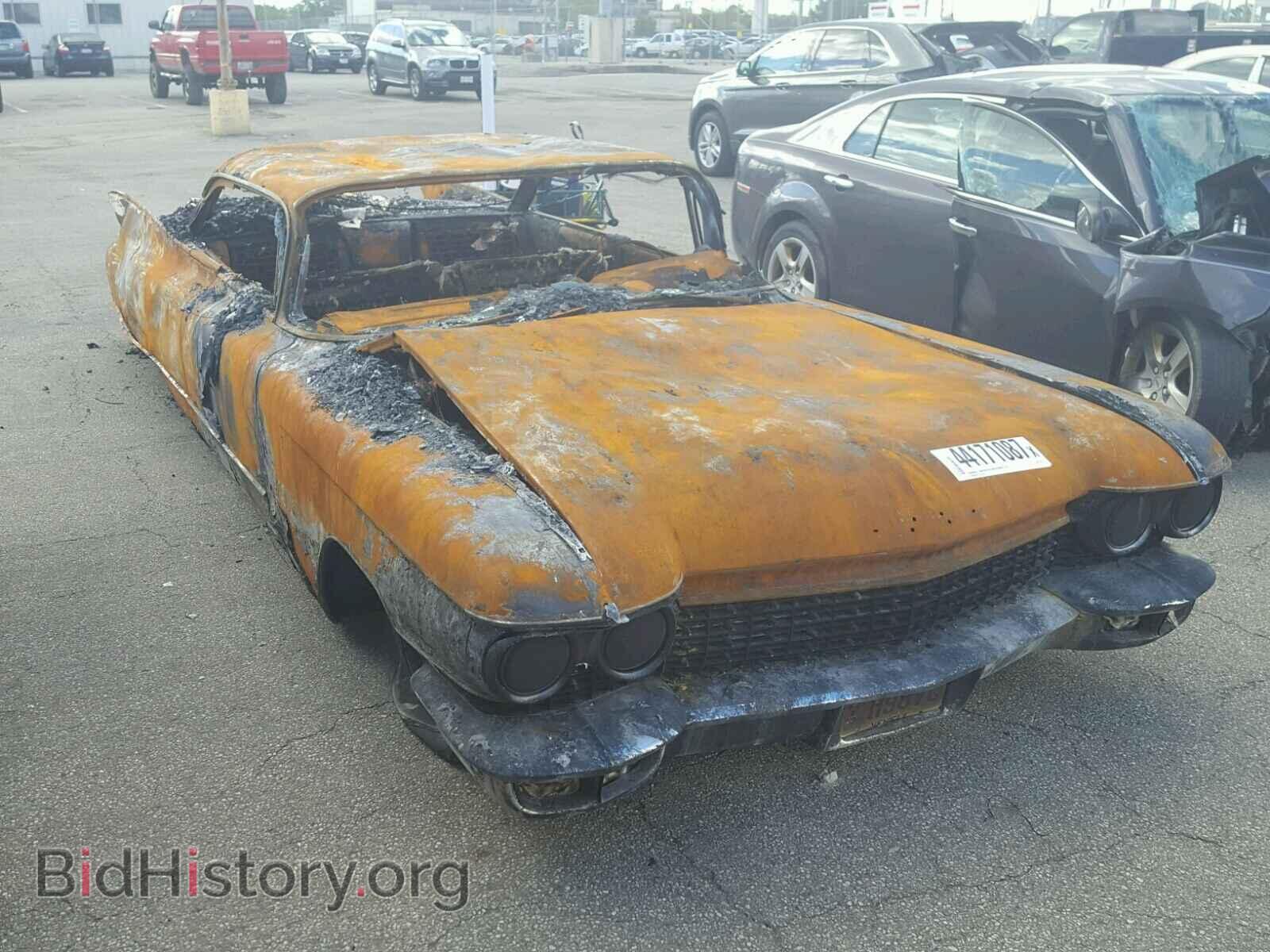 Photo 60G022773 - CADILLAC DEVILLE 1960